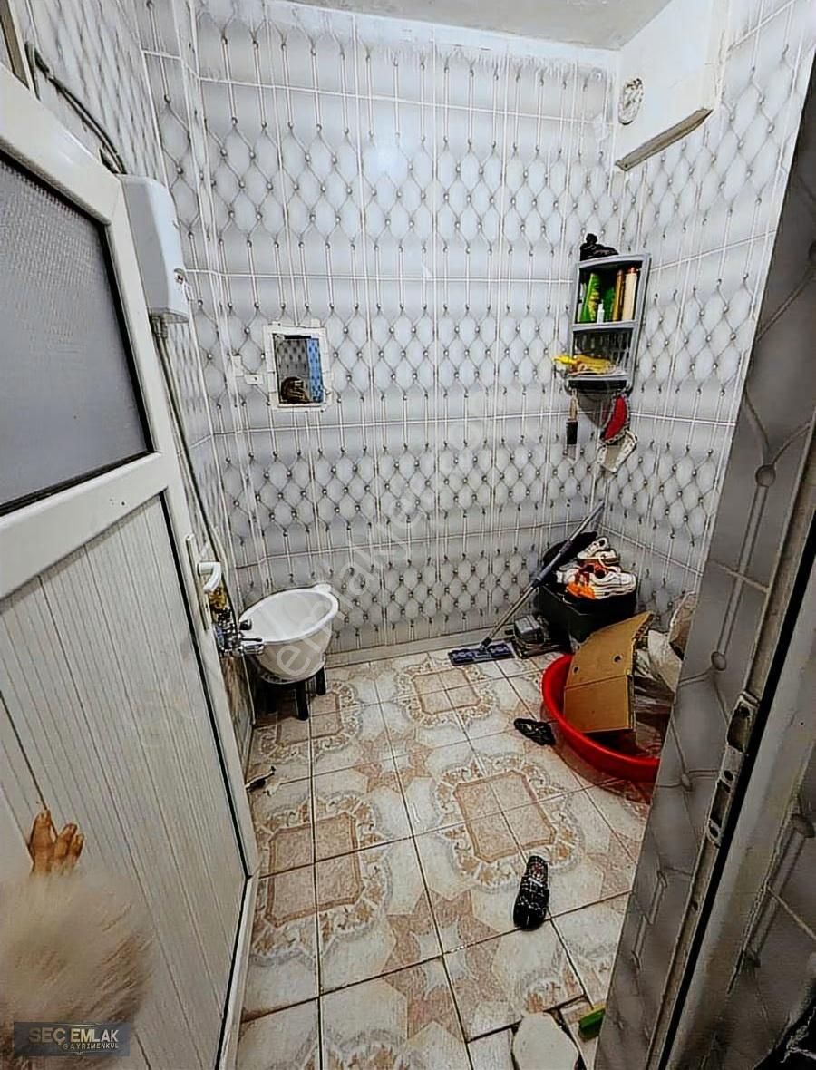 Seç Emlak'tan Fırsat 3 Katlı 100m2 Ev 2350.000tl Kısa Süreliğine - Görsel 10