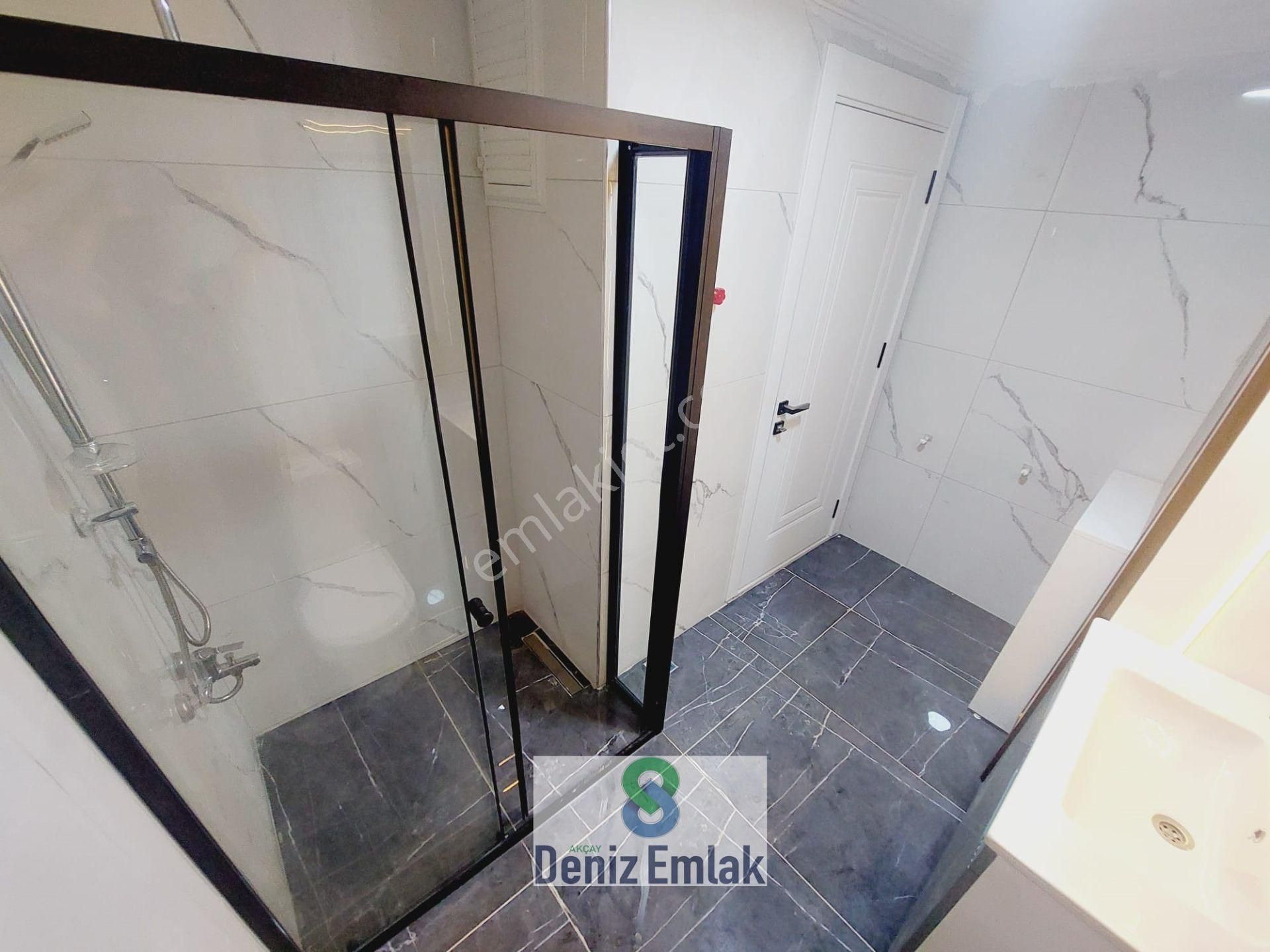 Denizden Akçayda Öncephe Arakat Full Yapılı Geniş Satılık 2+1 Daire. - Görsel 24