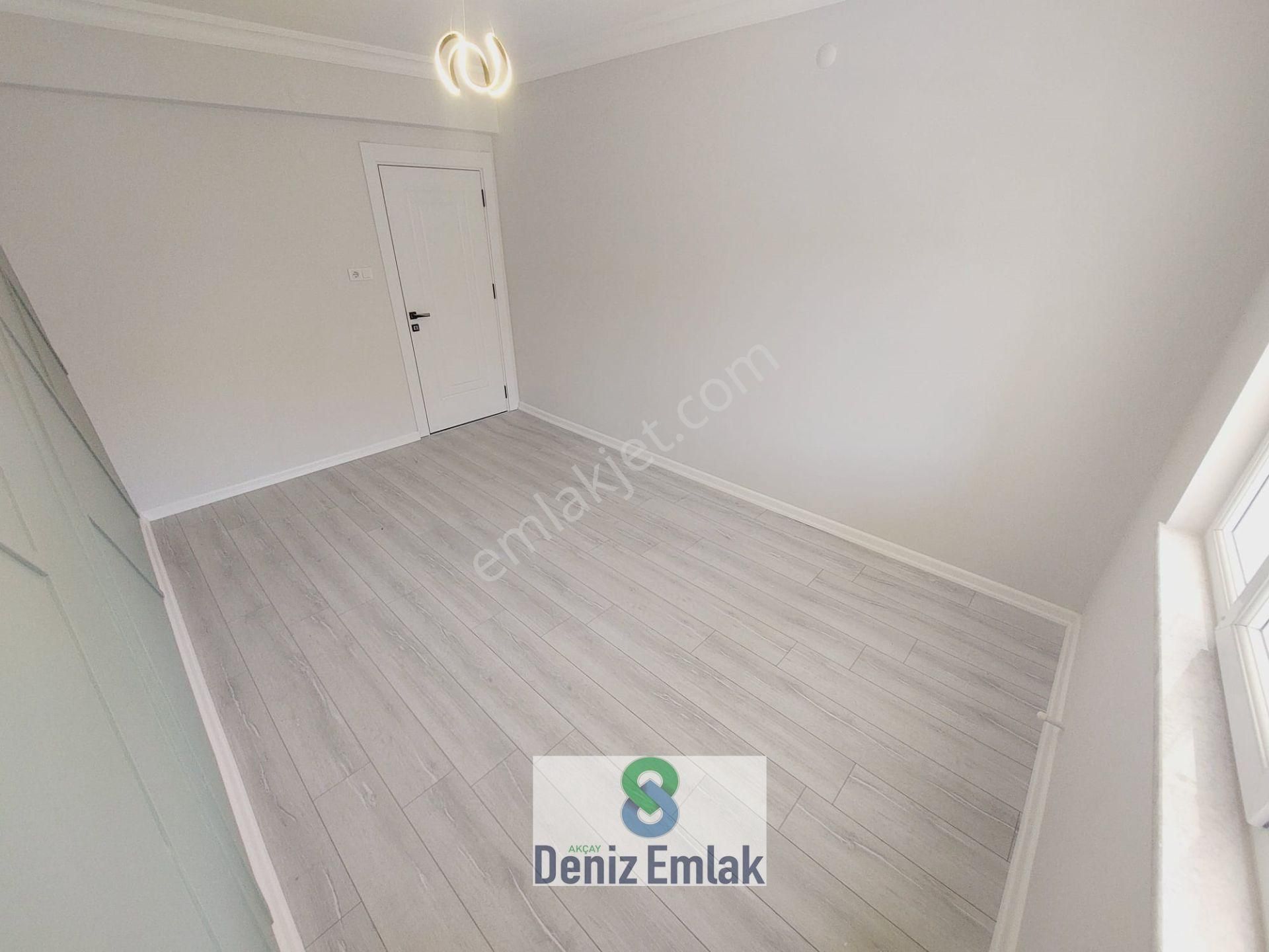Denizden Akçayda Öncephe Arakat Full Yapılı Geniş Satılık 2+1 Daire. - Görsel 11