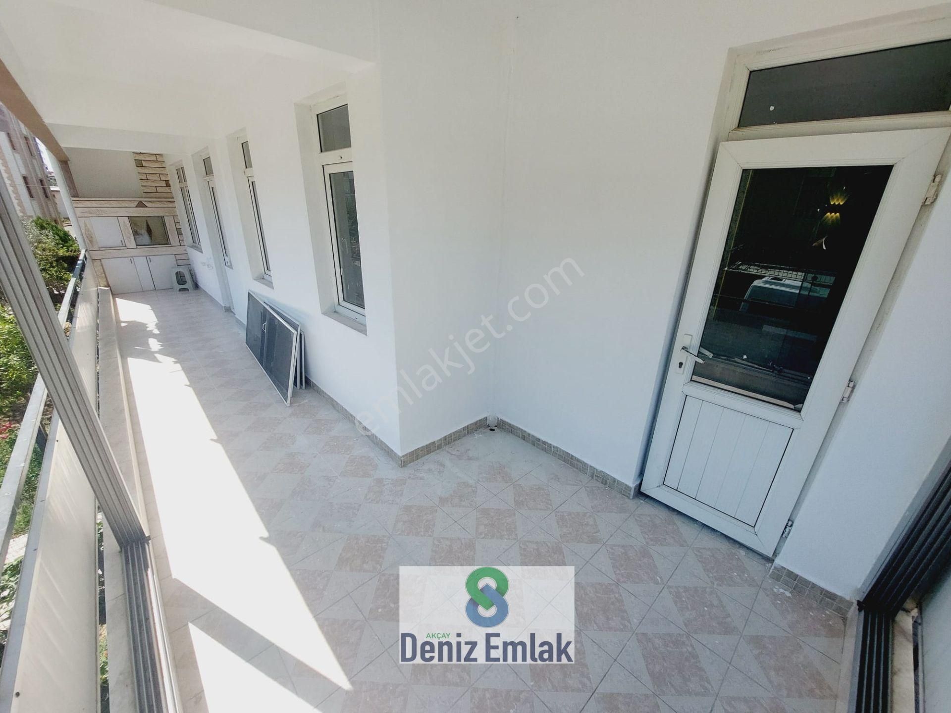 Denizden Akçayda Öncephe Arakat Full Yapılı Geniş Satılık 2+1 Daire. - Görsel 12