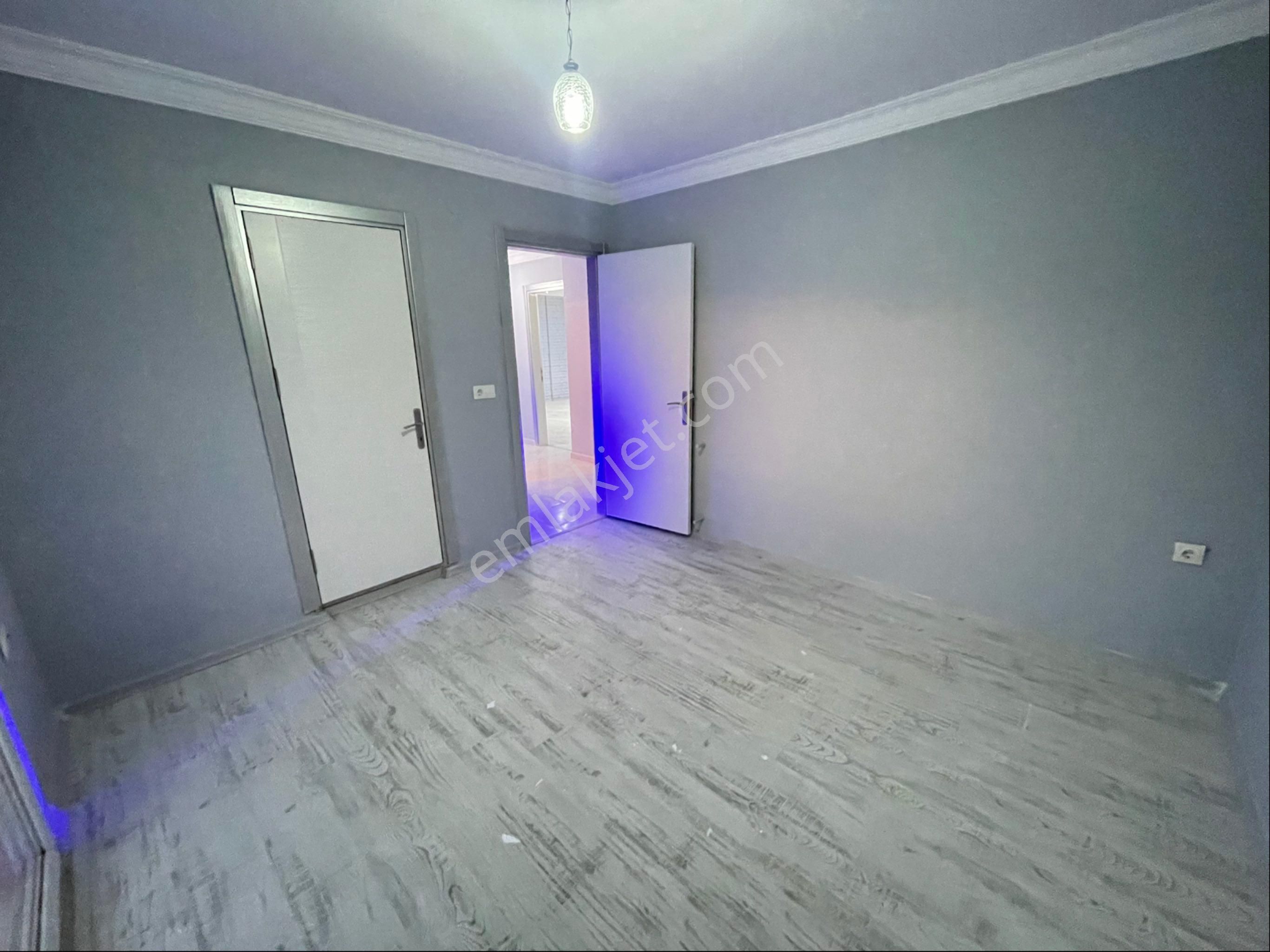 Kuşadası Davutlarda 5+1 Havuzlu Sitede Kiralık Çatı Dublex Daire - Görsel 20