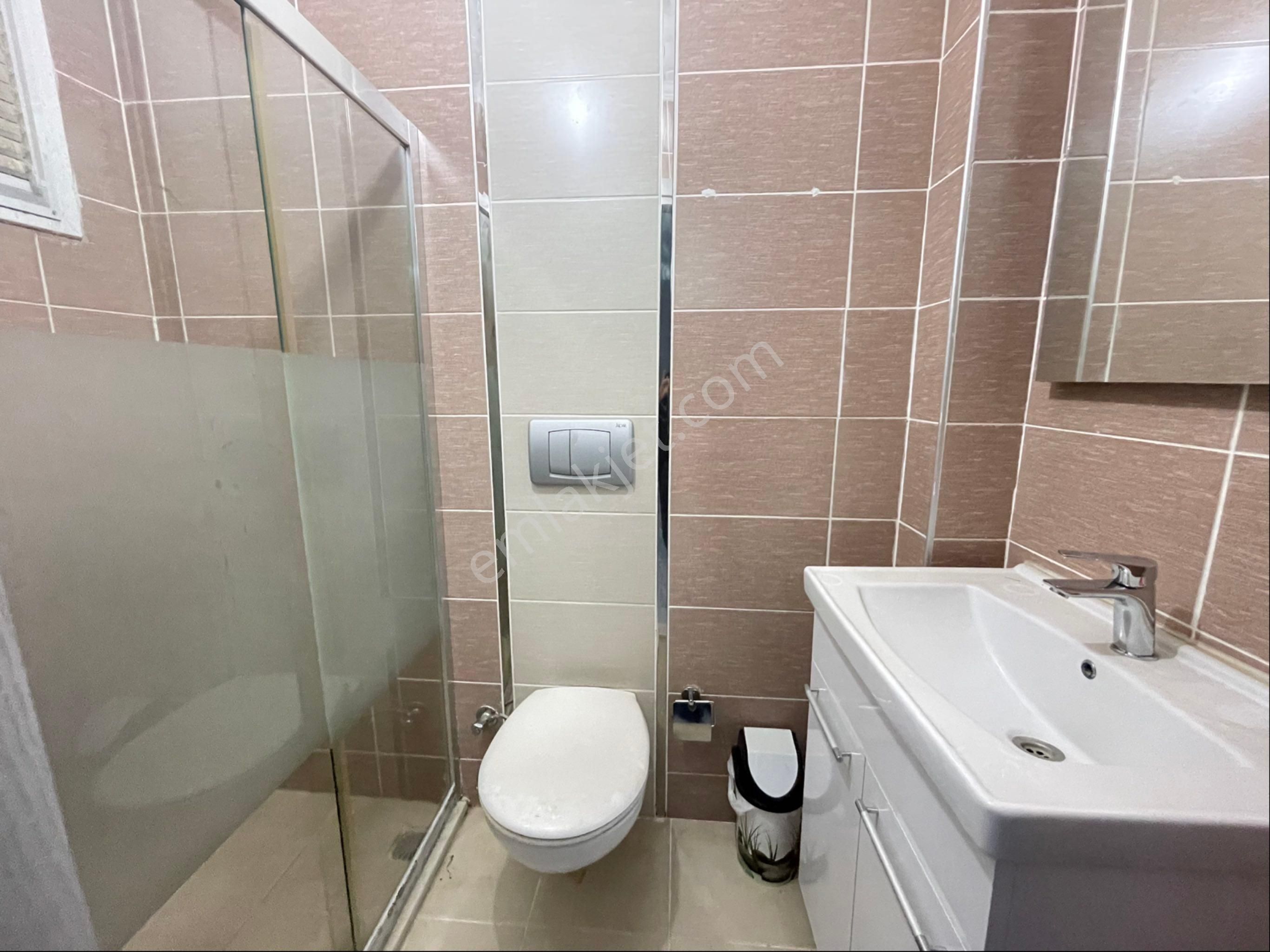 Kuşadası Davutlarda 5+1 Havuzlu Sitede Kiralık Çatı Dublex Daire - Görsel 21