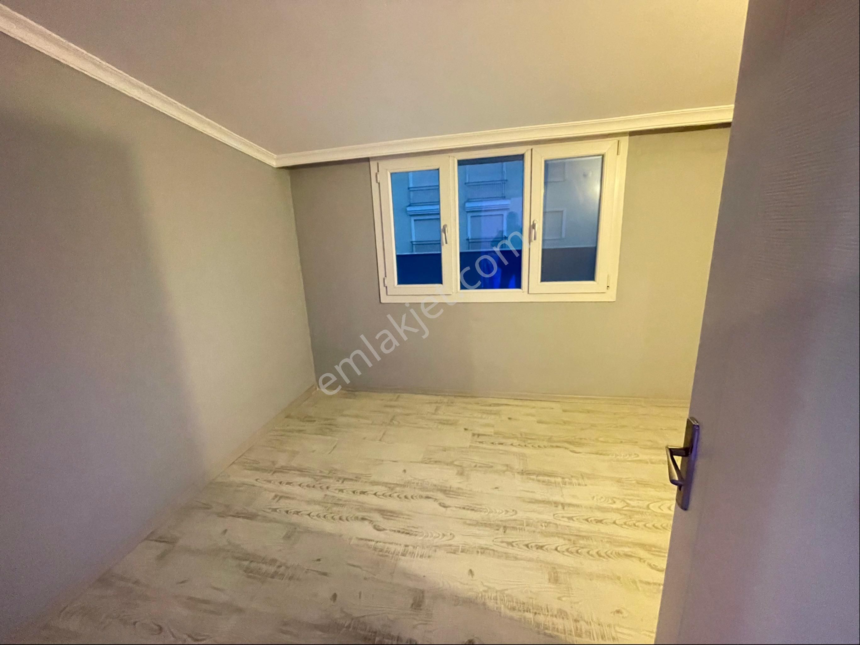 Kuşadası Davutlarda 5+1 Havuzlu Sitede Kiralık Çatı Dublex Daire - Görsel 25