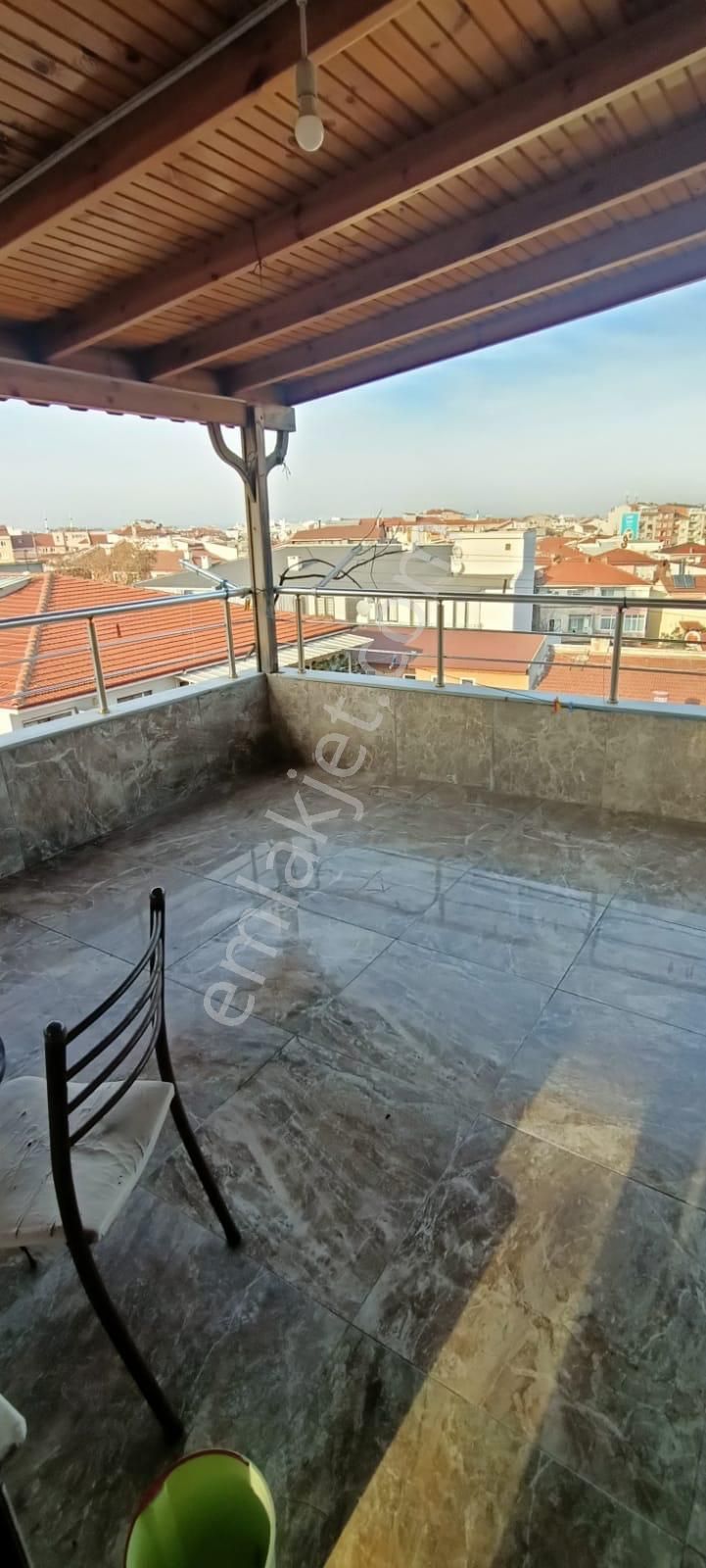 Vatan Caddesi Üzeri 3+1 Eşyalı, Teraslı ,deniz Manzaralı Daire - Görsel 12