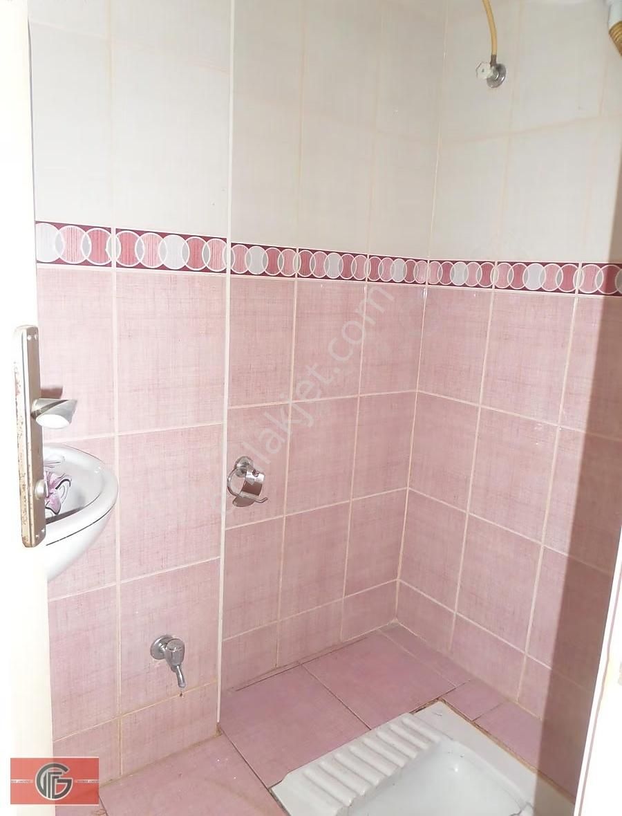 Bahçeşehir'de,2.kat,4+1,açık Mutfak,çift Banyo Kiralık Müstakil - Görsel 10