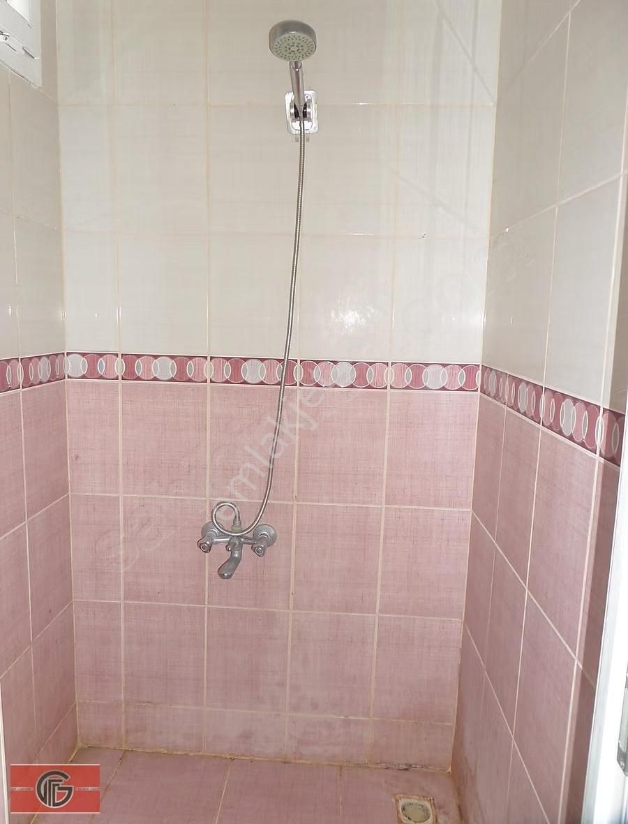 Bahçeşehir'de,2.kat,4+1,açık Mutfak,çift Banyo Kiralık Müstakil - Görsel 14