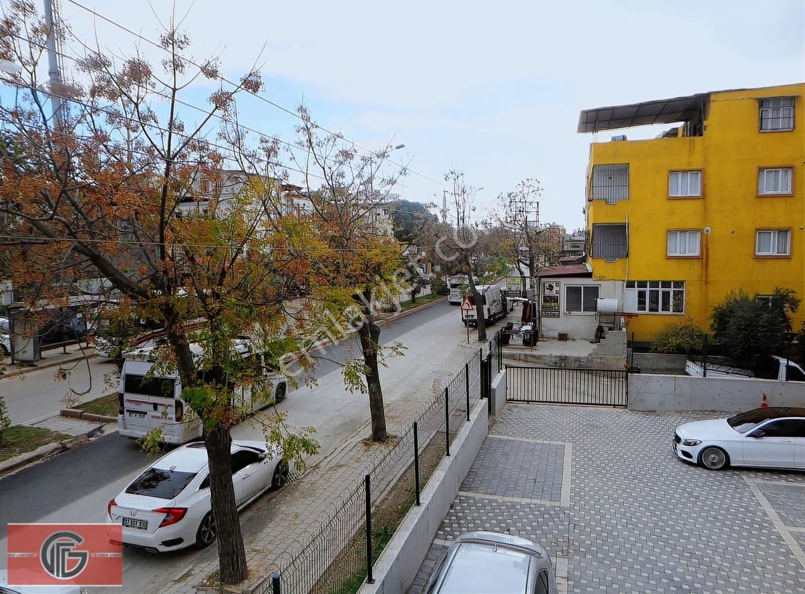 Bahçeşehir'de,2.kat,4+1,açık Mutfak,çift Banyo Kiralık Müstakil - Görsel 4