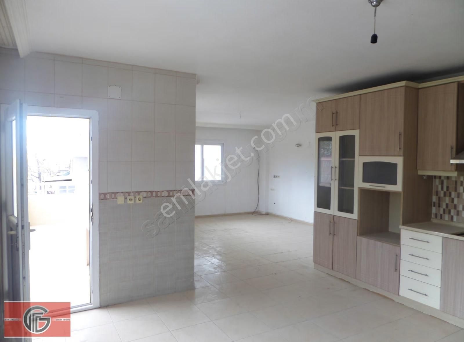 Bahçeşehir'de,2.kat,4+1,açık Mutfak,çift Banyo Kiralık Müstakil - Görsel 11