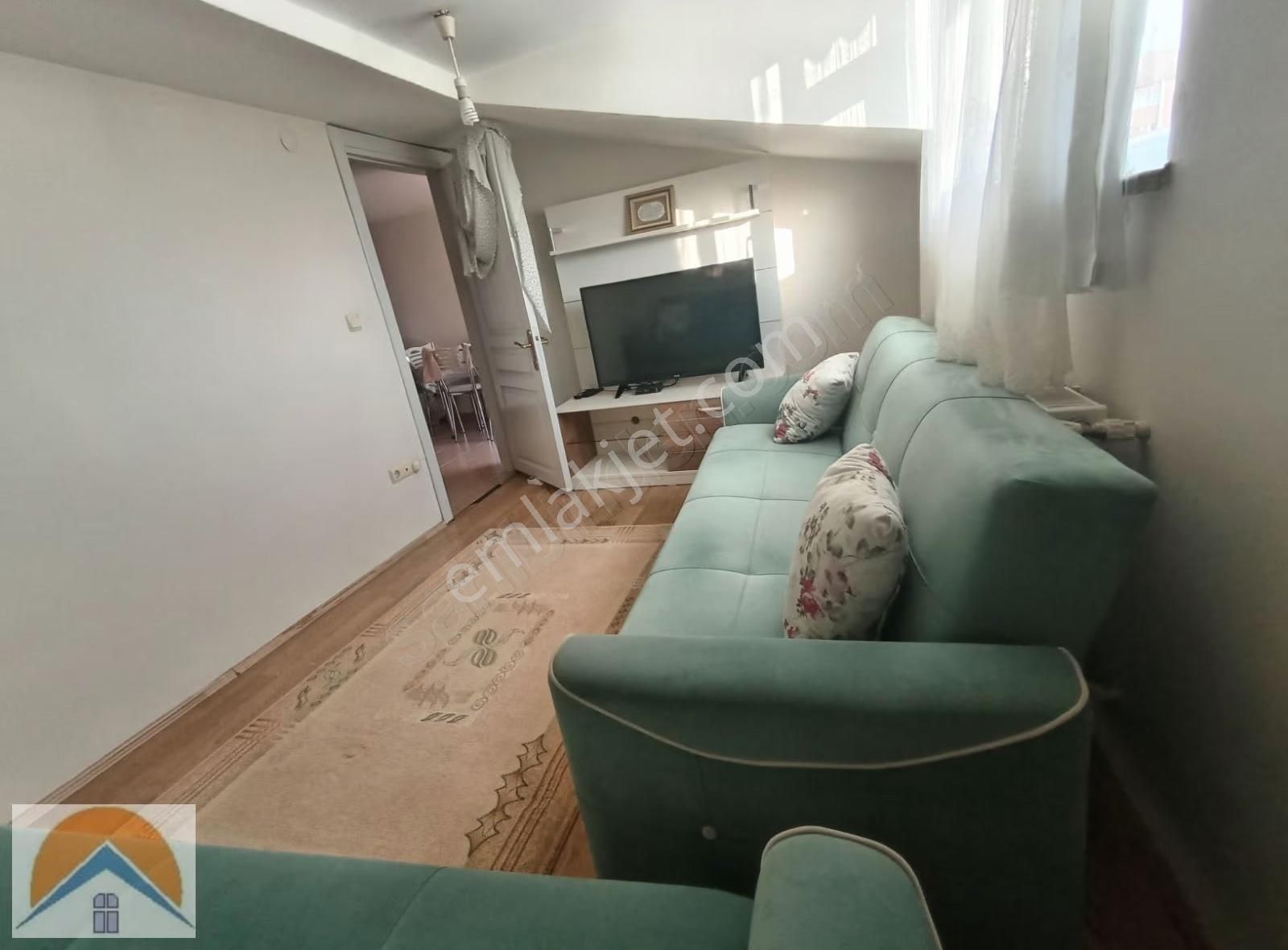 Hamidiye Mh. De Çatı Dubleks 4+2 Odali 180m2 - Görsel 14