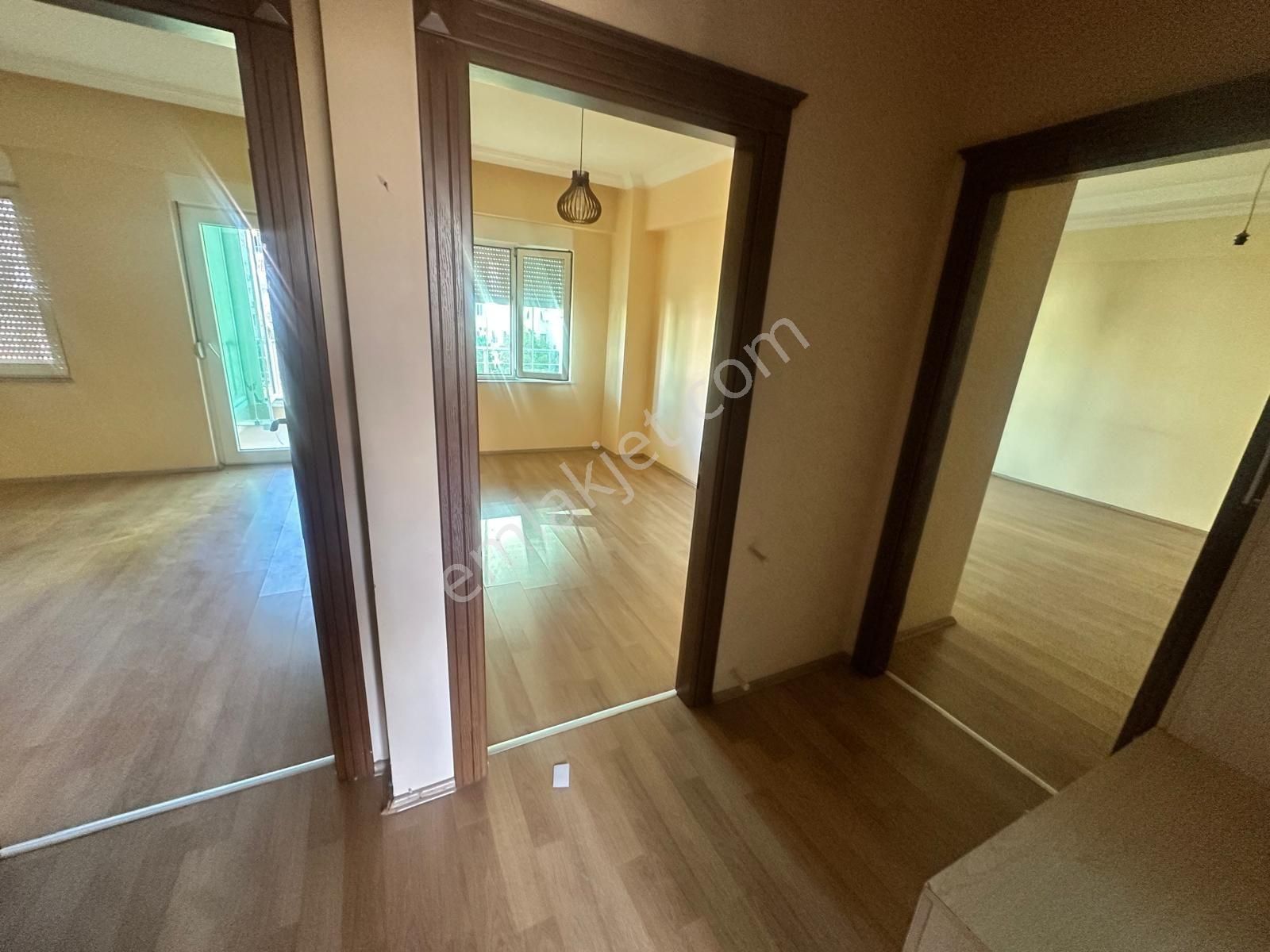 Öğretmenevleri Mahallesinde 2+1 Boş Kiralık Daire - Görsel 2