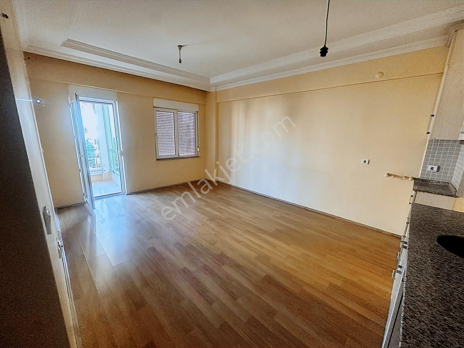 Öğretmenevleri Mahallesinde 2+1 Boş Kiralık Daire - Görsel 3