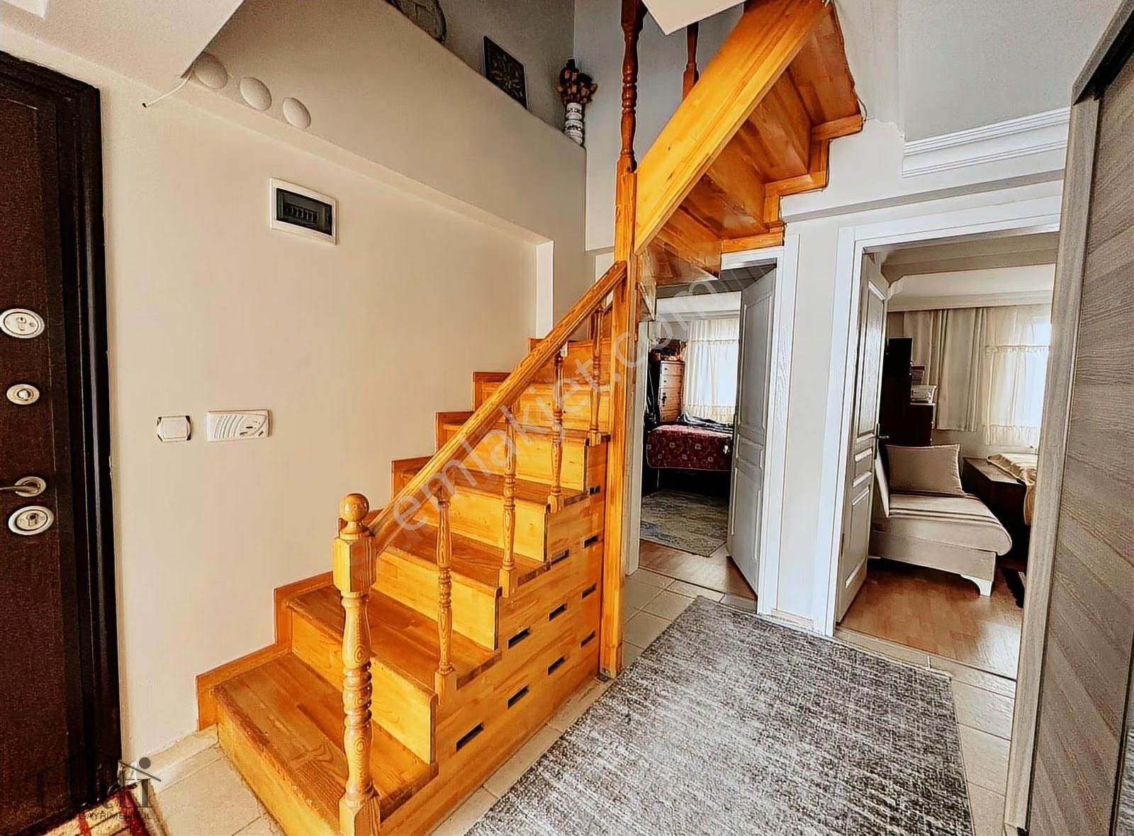 Sultangazi Mah. 3 + 1 Geniş Balkonlu Satılık Daire - Görsel 2