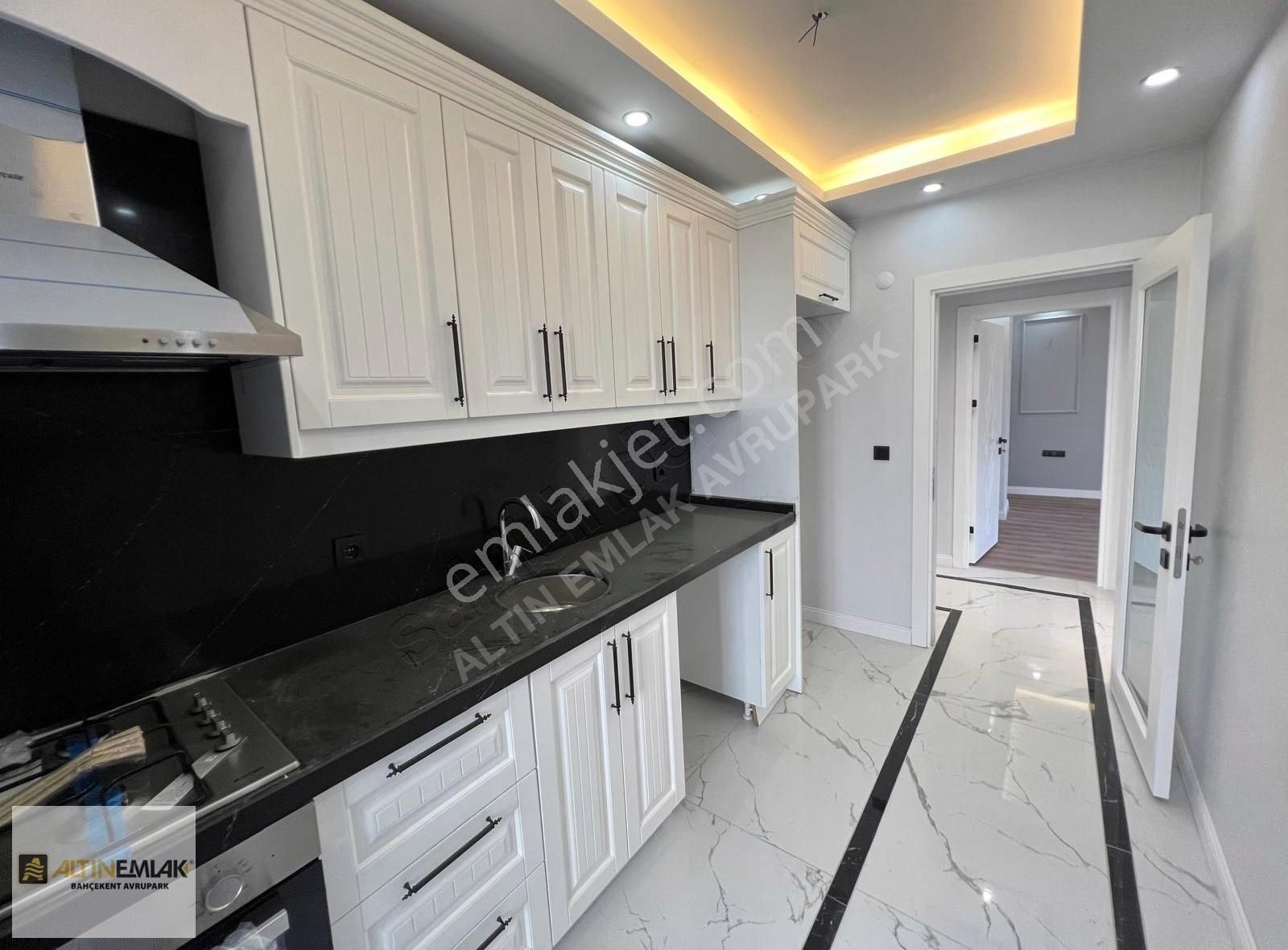 Beylikdüzü Gürpınar Sıfır Gibi Hamamlı 2+1 105 M2 Kiralık Daire - Görsel 3