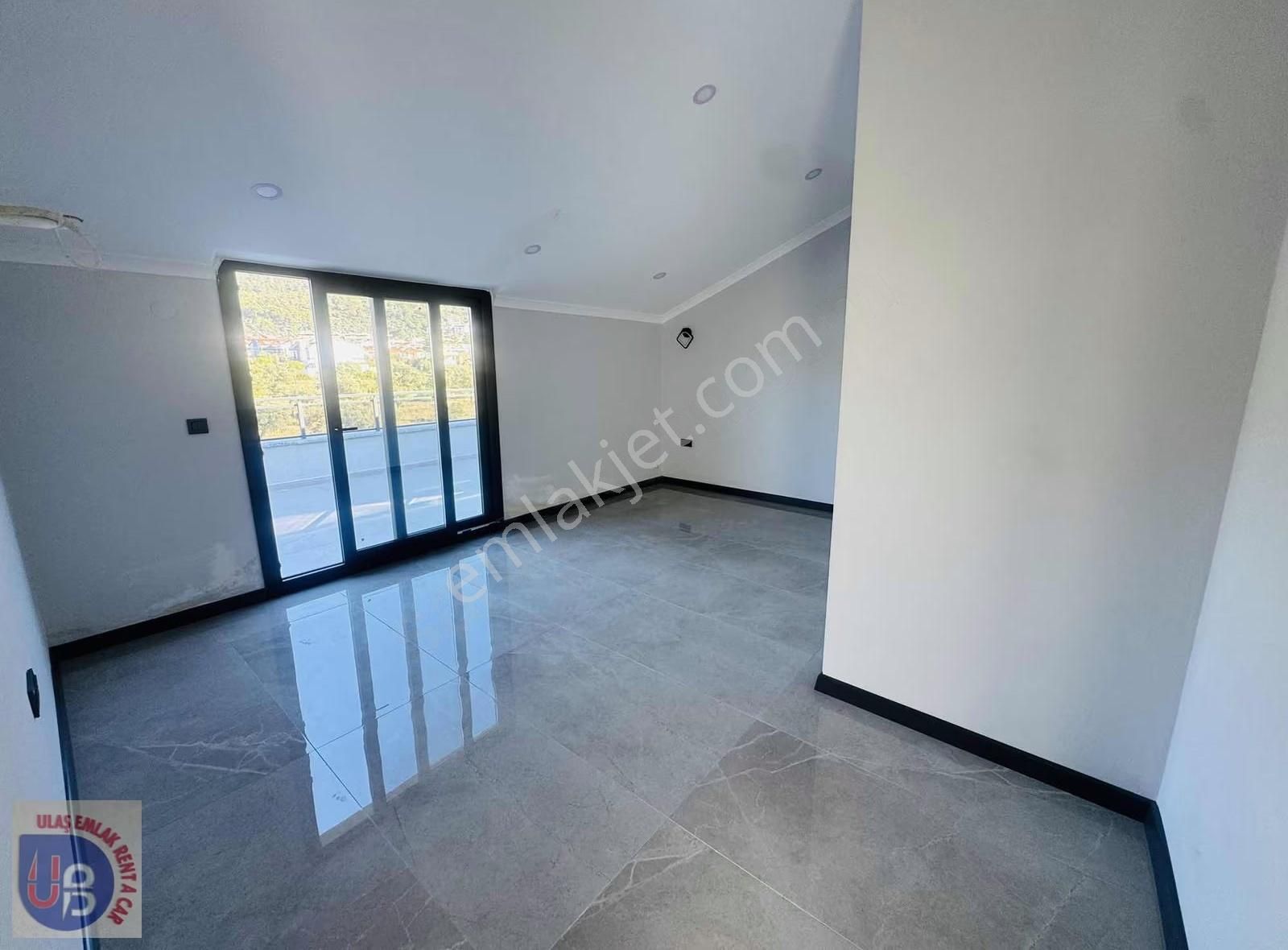 Didim Akbük'te Satılık 4 + 1 Triplex Villa - Görsel 31