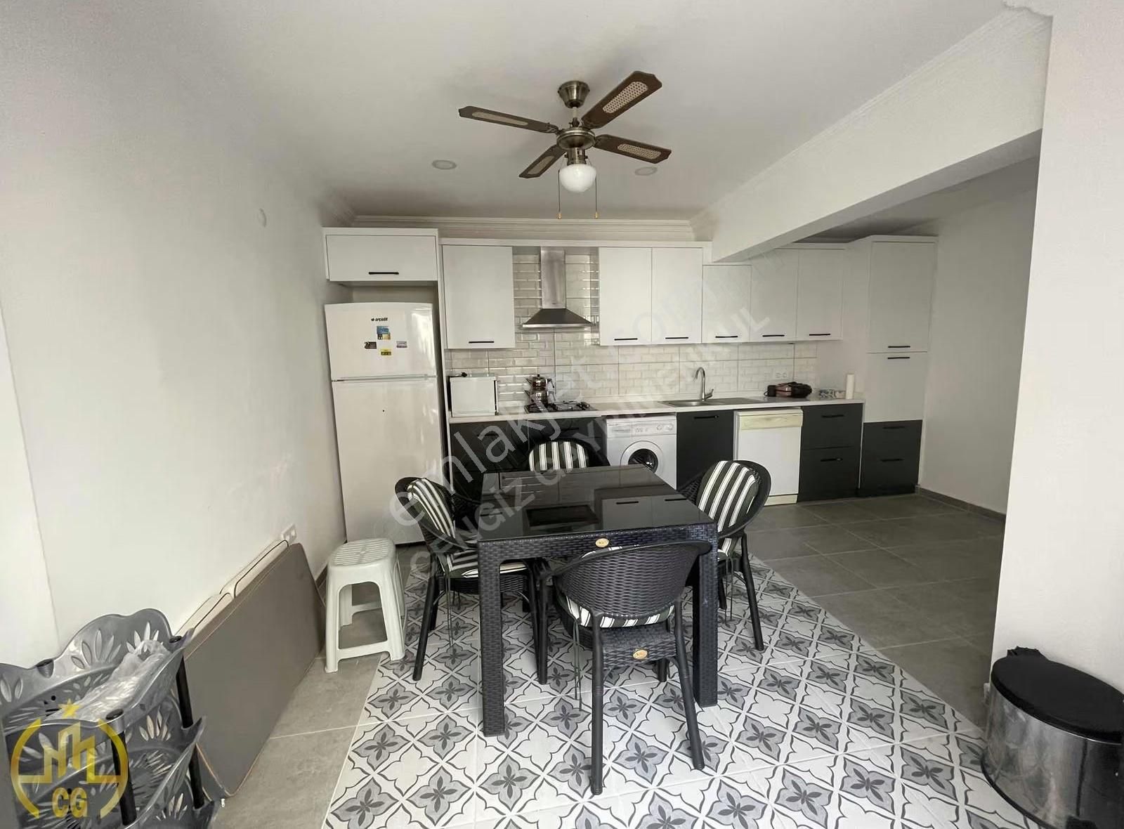 Denize Sıfır | Tam Deniz Manzaralı | 2+1 | Geniş Teras | - Görsel 3