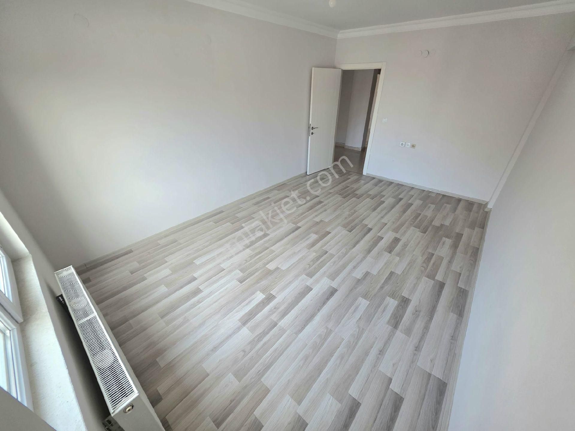 İnce Emlak'tan Yeşilbayır'da Cadde Üstü Açık Cepheliara Kat Satılık Daire - Görsel 25