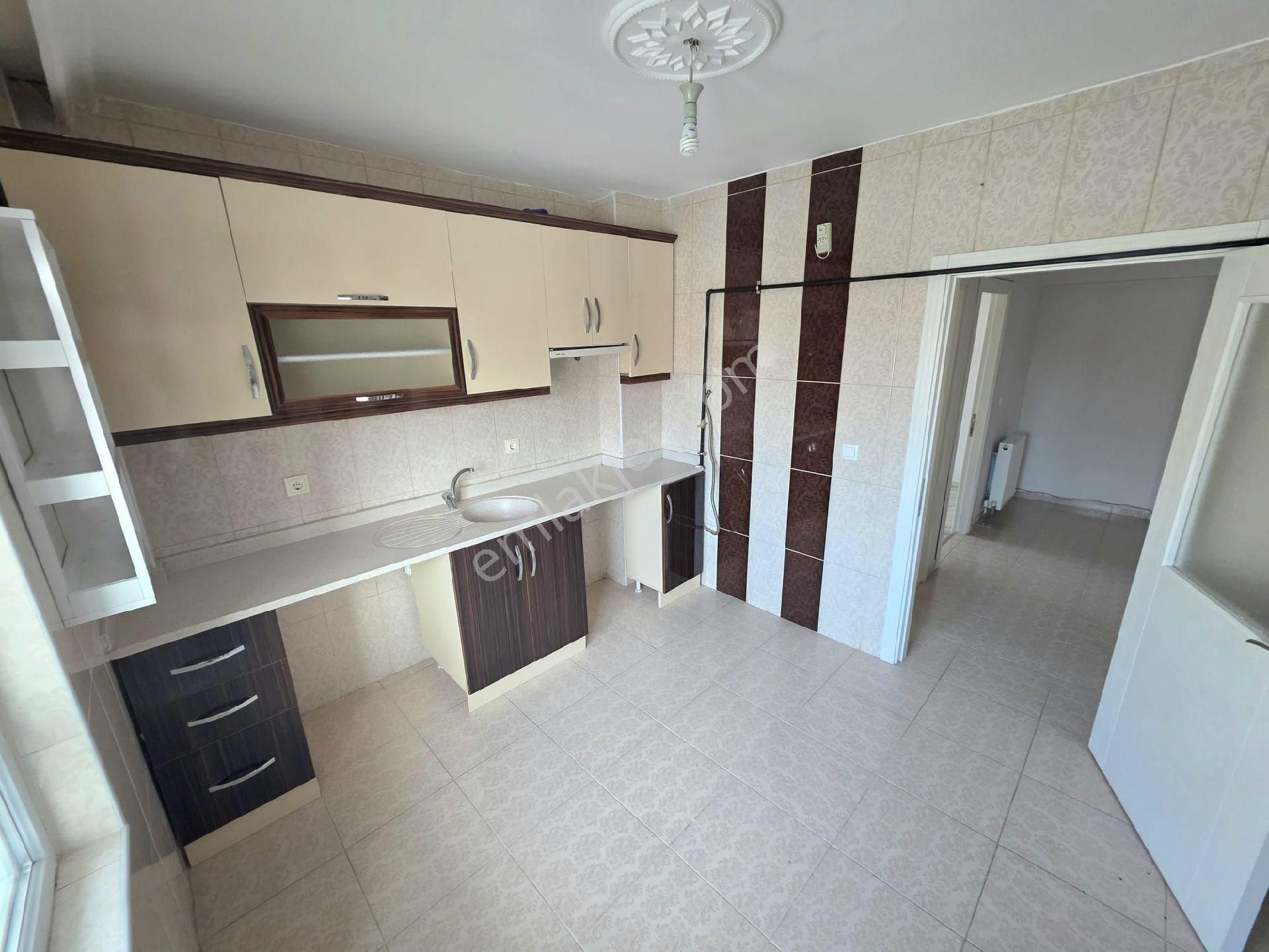 İnce Emlak'tan Yeşilbayır'da Cadde Üstü Açık Cepheliara Kat Satılık Daire - Görsel 7