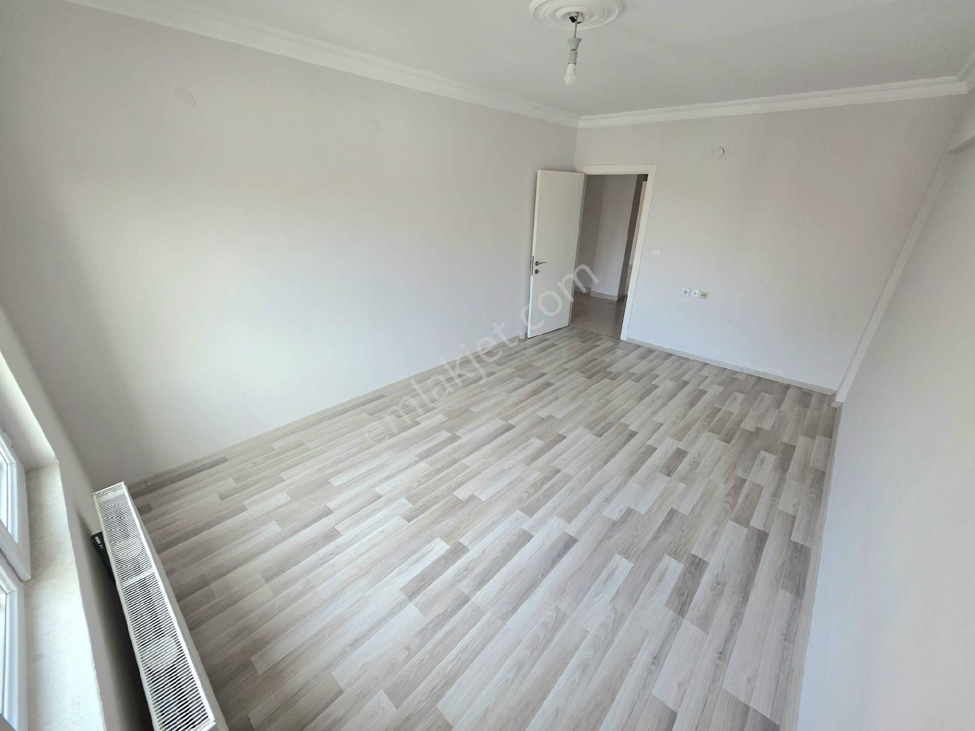 İnce Emlak'tan Yeşilbayır'da Cadde Üstü Açık Cepheliara Kat Satılık Daire - Görsel 26