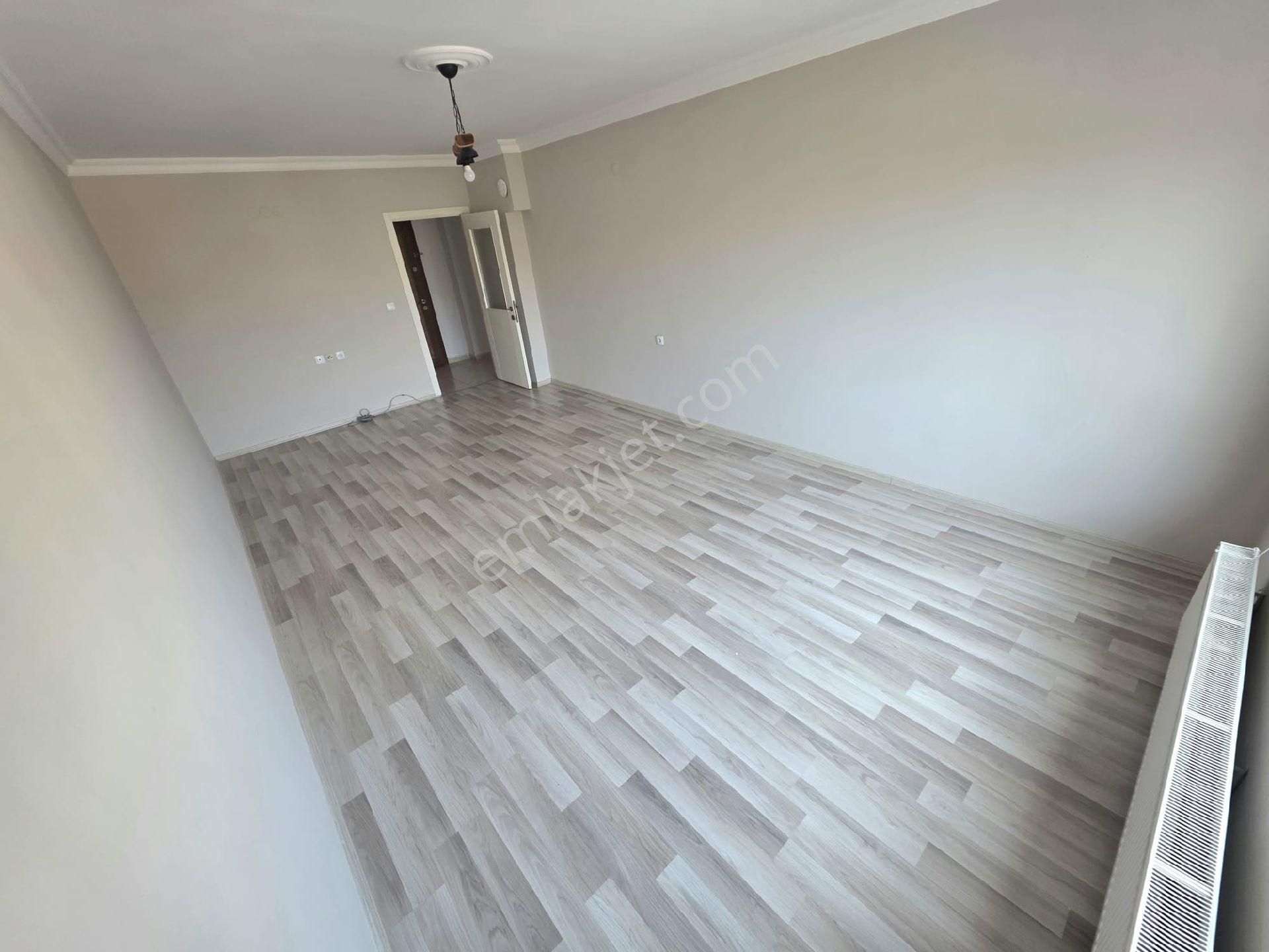 İnce Emlak'tan Yeşilbayır'da Cadde Üstü Açık Cepheliara Kat Satılık Daire - Görsel 23