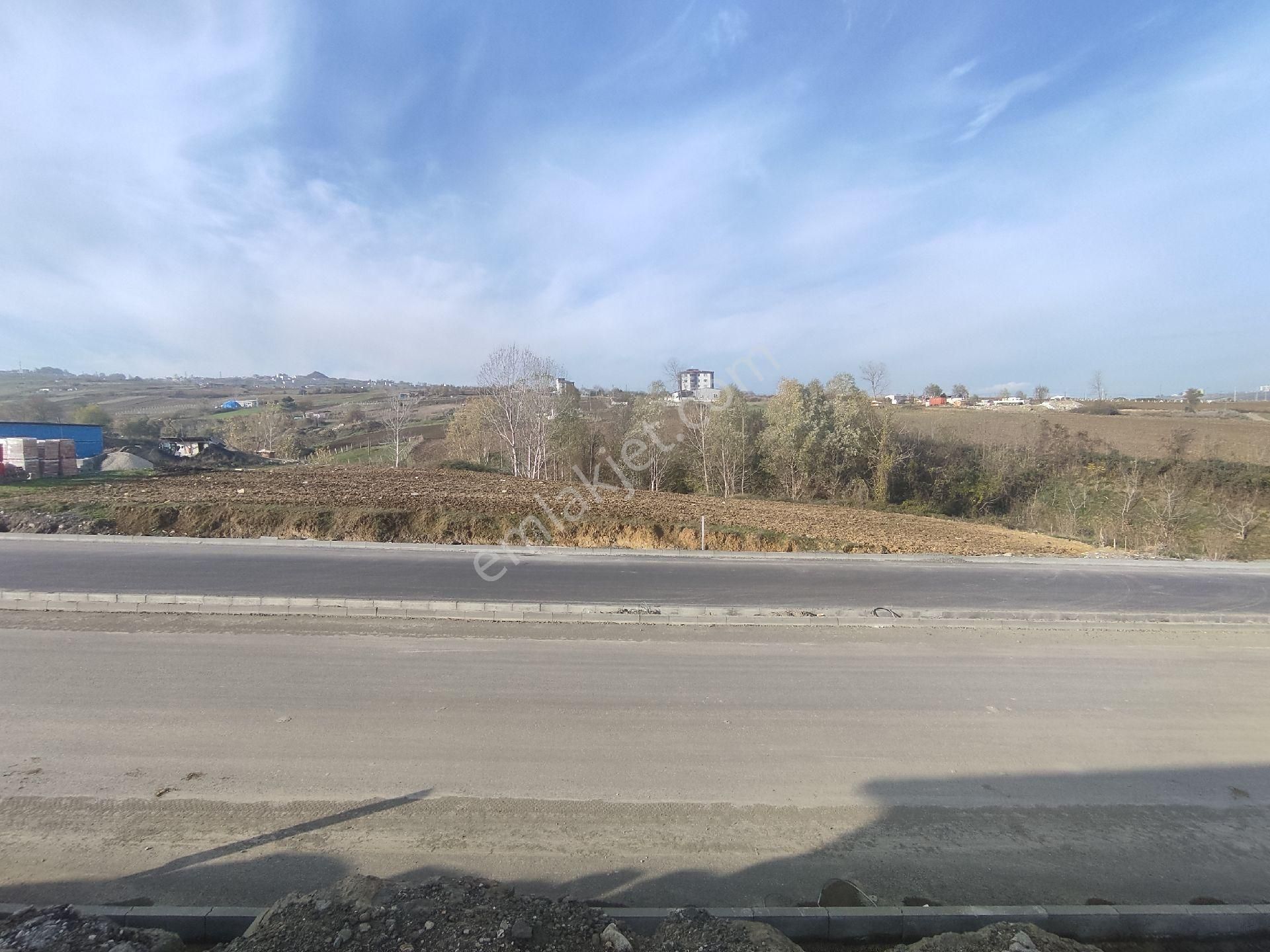 Ali Erişgin'den Satılık Arsa 1359 M2 İlkadım Kıran Mahallesinde Yeni Vatan Caddesine Cephe