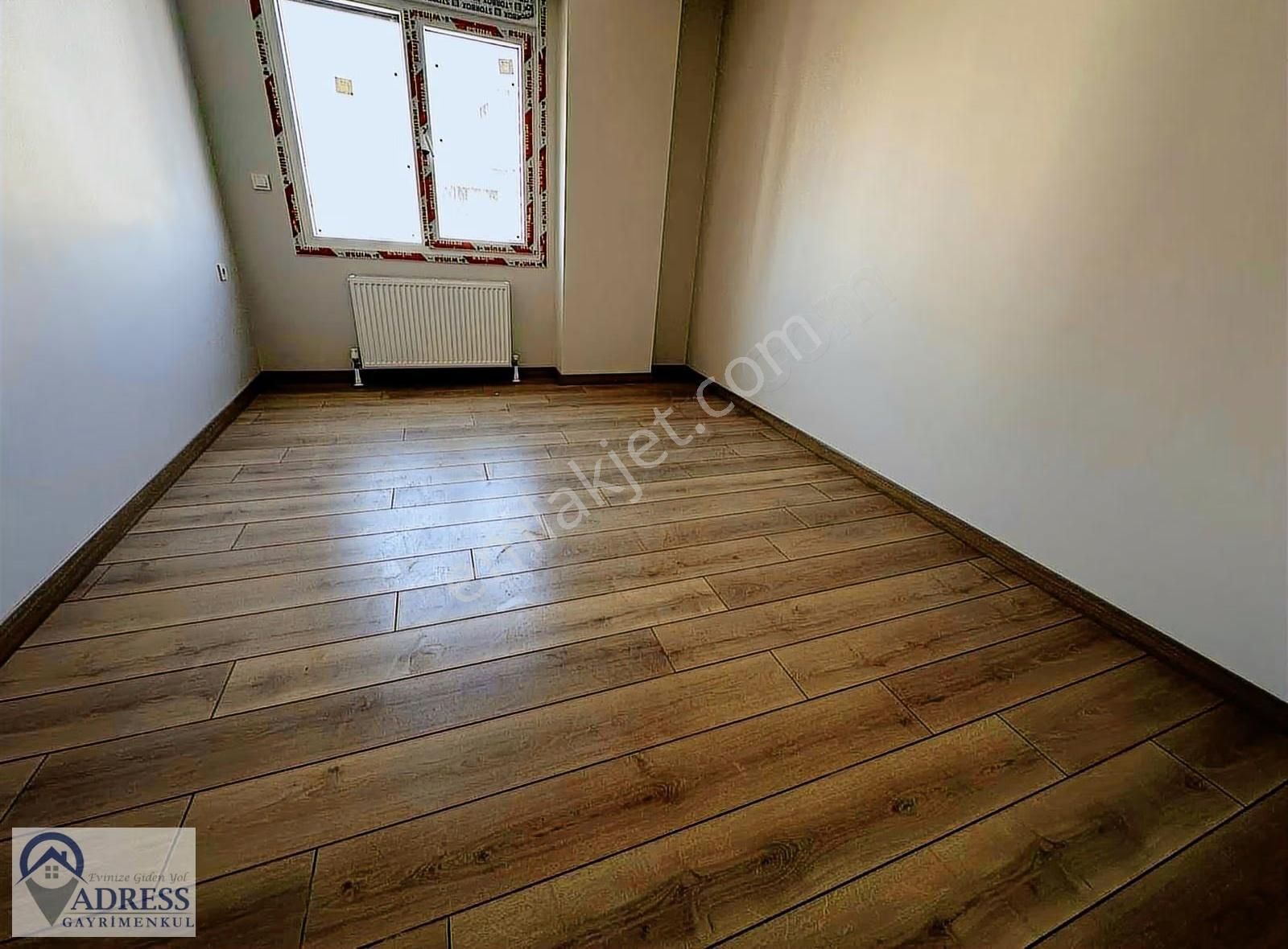 Minübüs Caddesi Üstünde Oturuma Hazır Balkonlu Sıfır 3+1 - Görsel 33