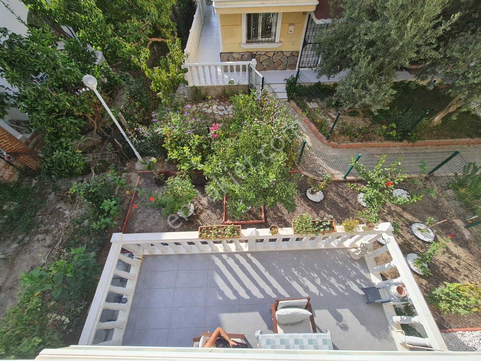 Kuşadası Merkezde Masrafsız Satılık 3+1 Villa - Görsel 28