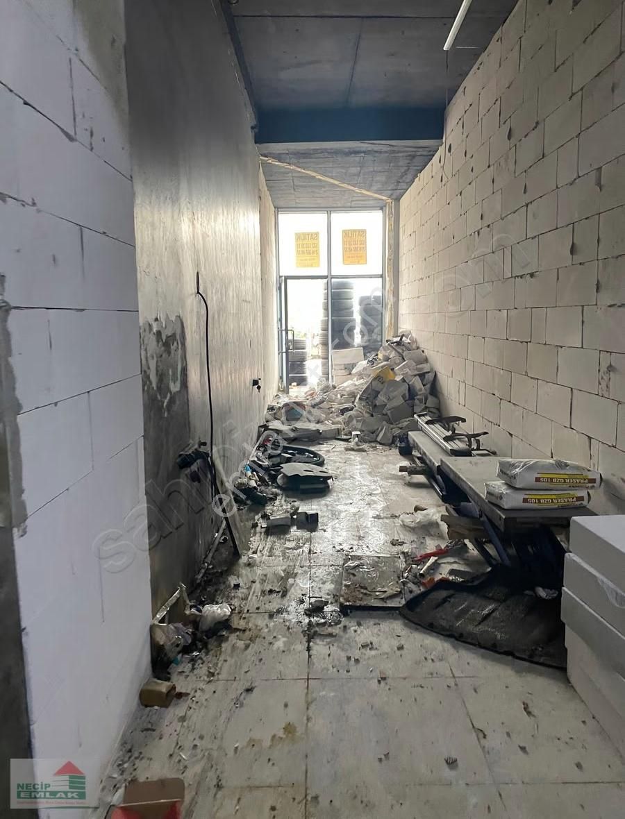 Necip Emlaktan Satılık Cadde Üzerinde Dükkan - Görsel 3