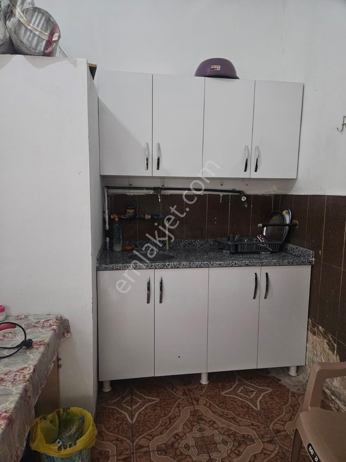 Erdemli Merkez'de Çarşının İçinde 50m2 Satılık Dükkan - Görsel 7