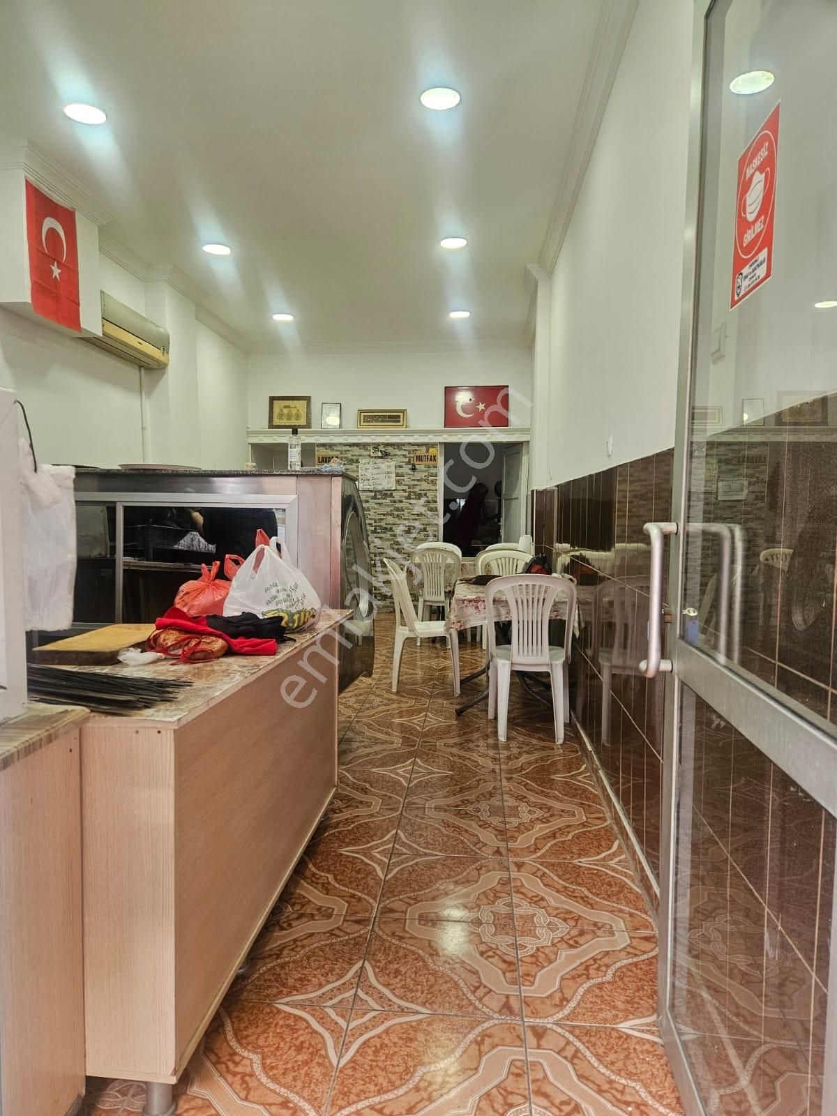 Erdemli Merkez'de Çarşının İçinde 50m2 Satılık Dükkan - Görsel 5