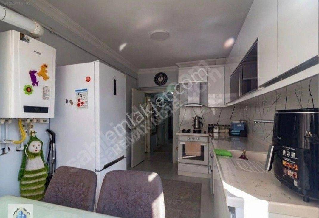 Elvankent 14. Cadde Üstünde 5+1 Teras Daire Satılık - Görsel 4