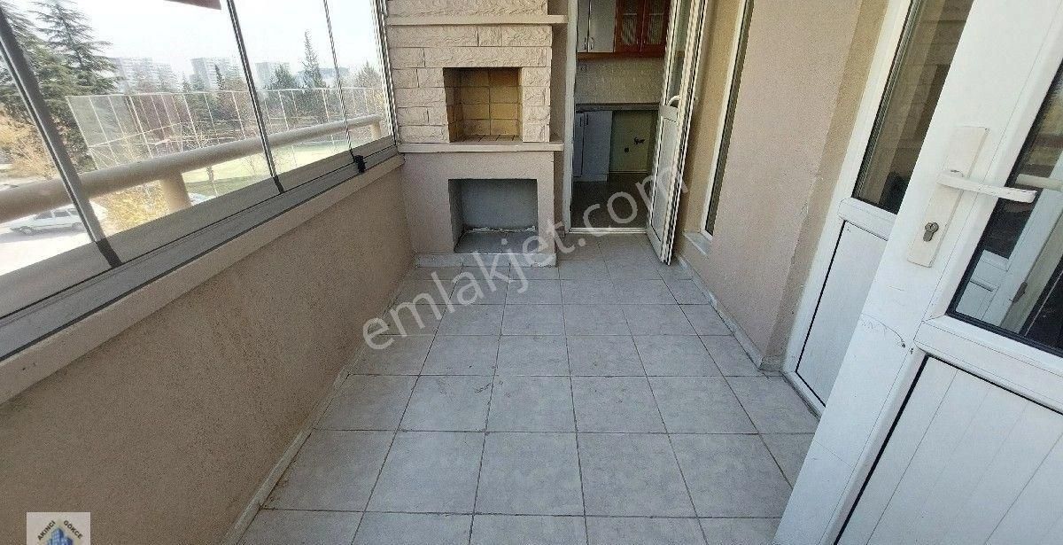 Ayyıldız Mh.de Ara Kat Site İçerisin De Asansörlü 3+1 Kiralık Daire - Görsel 11