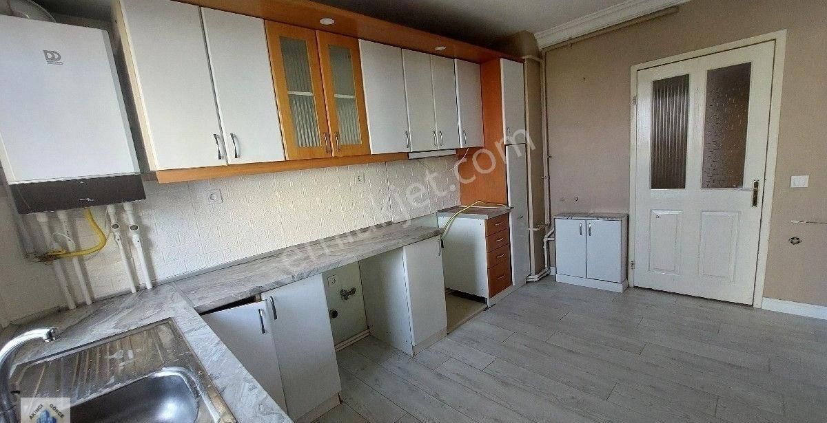 Ayyıldız Mh.de Ara Kat Site İçerisin De Asansörlü 3+1 Kiralık Daire - Görsel 3
