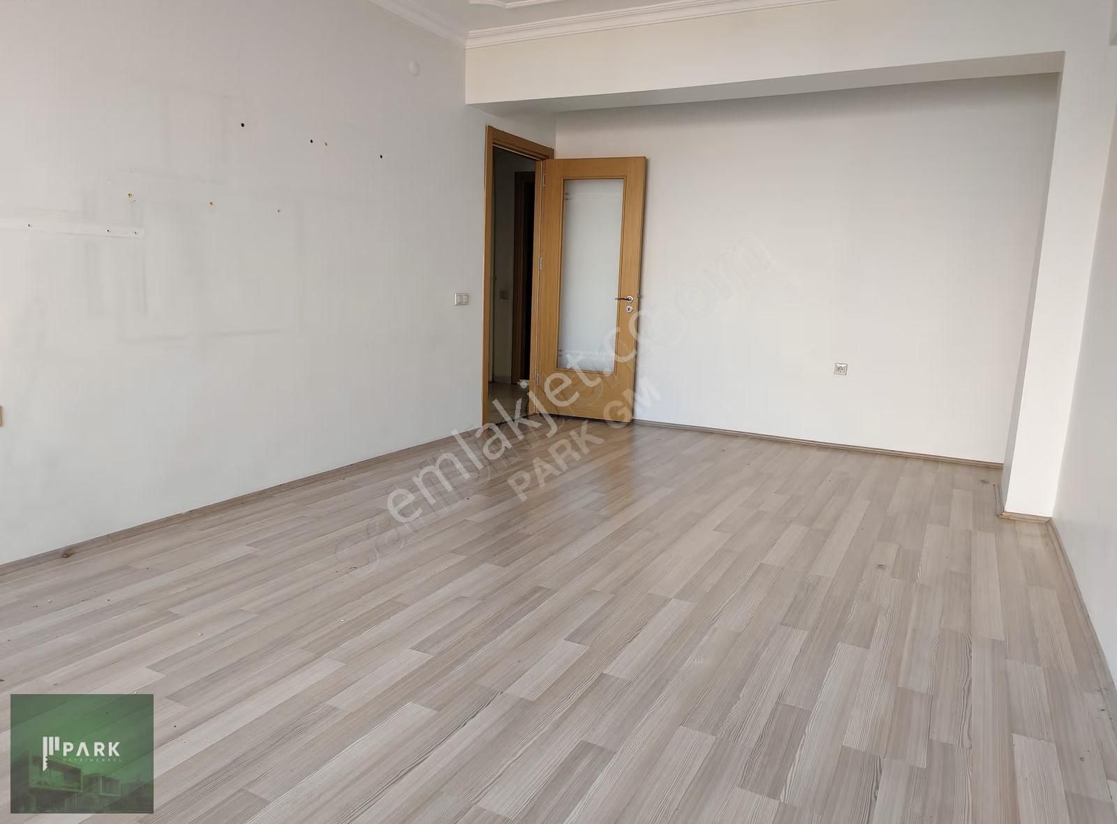 Park Gayrimenkul'den Ömerağada Cadde Üzeri Satılık 105 M2 2+1 - Görsel 5