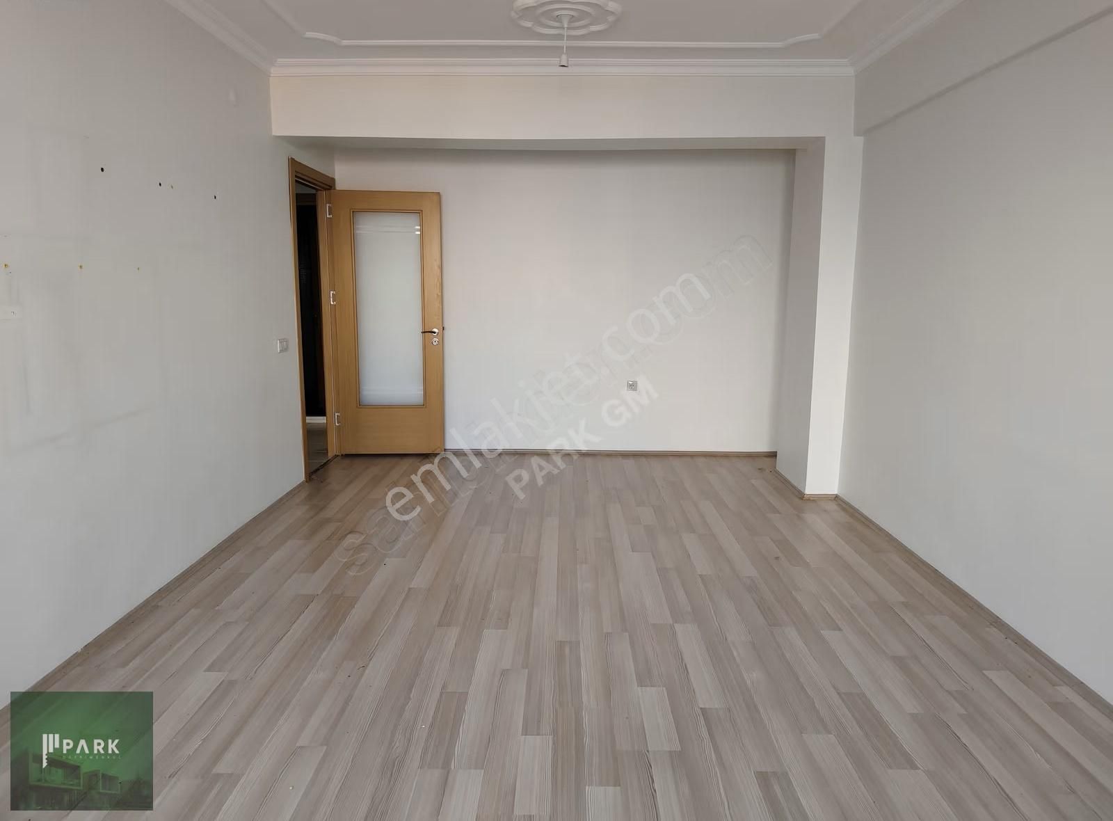 Park Gayrimenkul'den Ömerağada Cadde Üzeri Satılık 105 M2 2+1 - Görsel 2