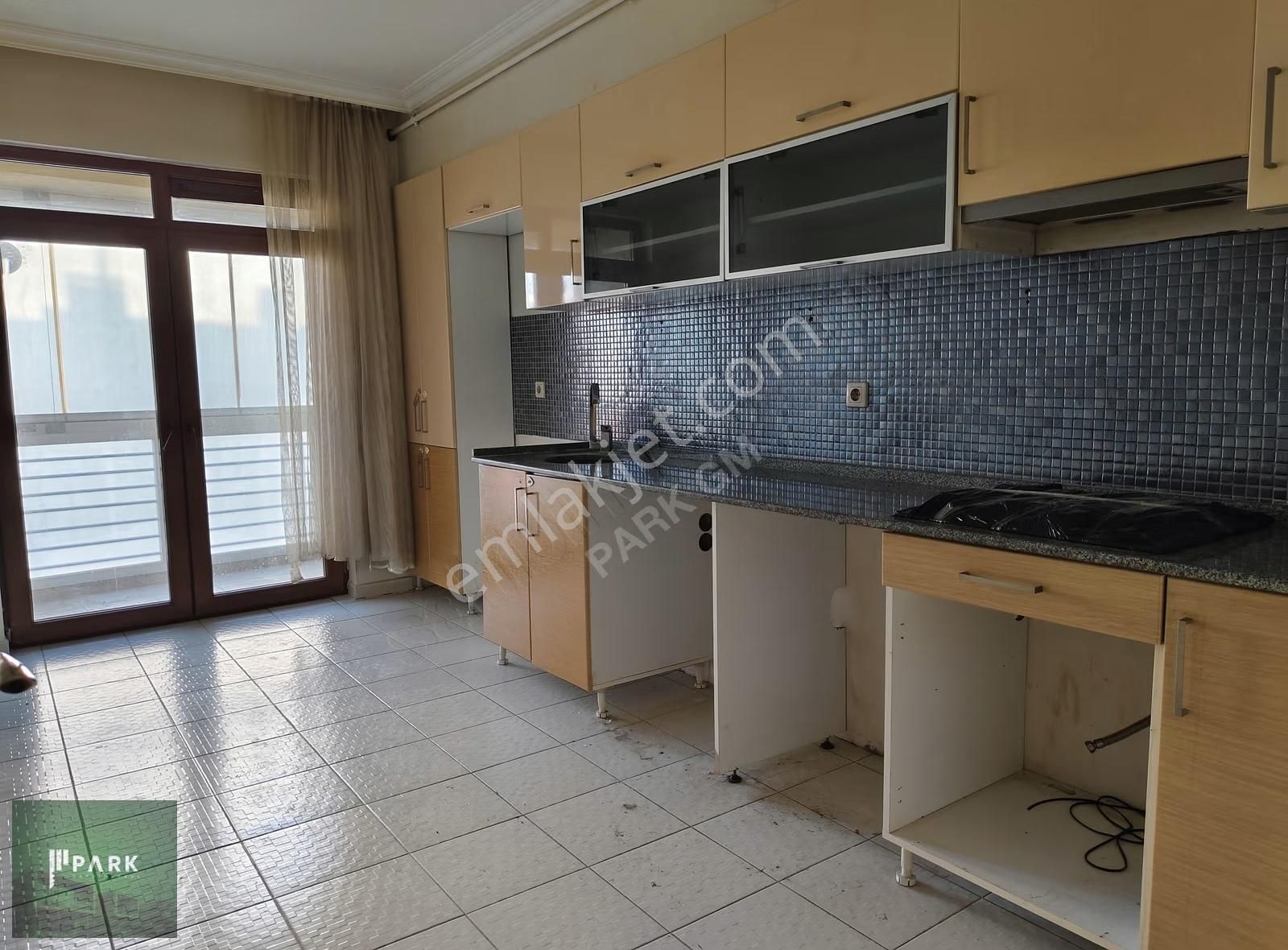 Park Gayrimenkul'den Ömerağada Cadde Üzeri Satılık 105 M2 2+1 - Görsel 26