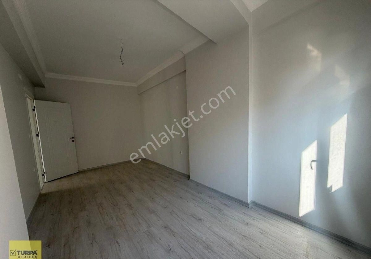 Turpa Otuzbeş'ten 0 Yaşında Atilla Mahallesinde 3+1 Arakat - Görsel 29