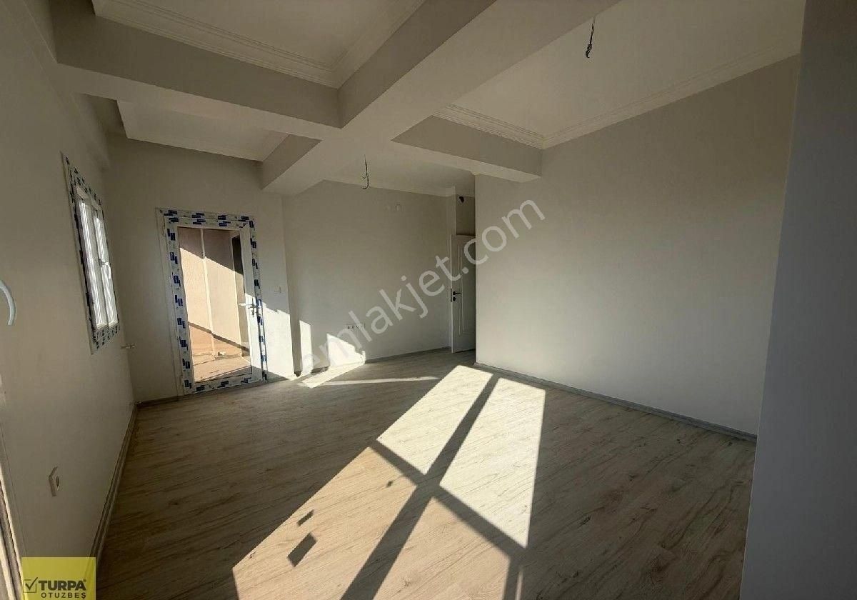 Turpa Otuzbeş'ten 0 Yaşında Atilla Mahallesinde 3+1 Arakat - Görsel 12