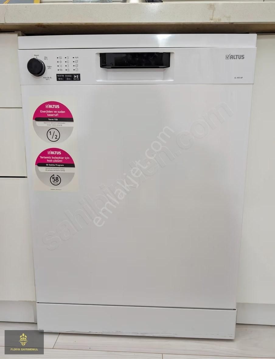 Üniversite Cepheli Lüks Eşyalı 1+1 Daire Asansör Ve Balkonlu - Görsel 3