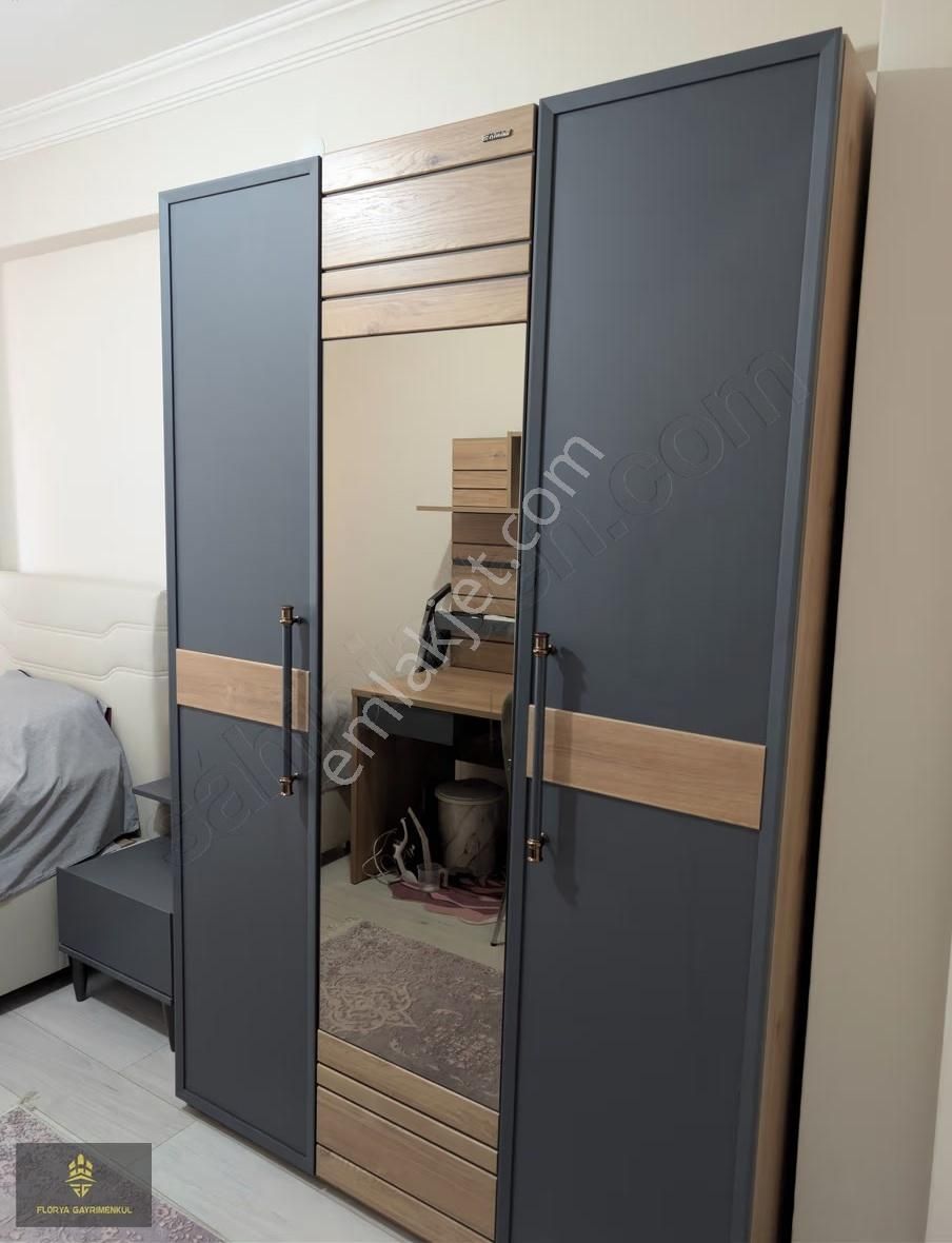 Üniversite Cepheli Lüks Eşyalı 1+1 Daire Asansör Ve Balkonlu - Görsel 11