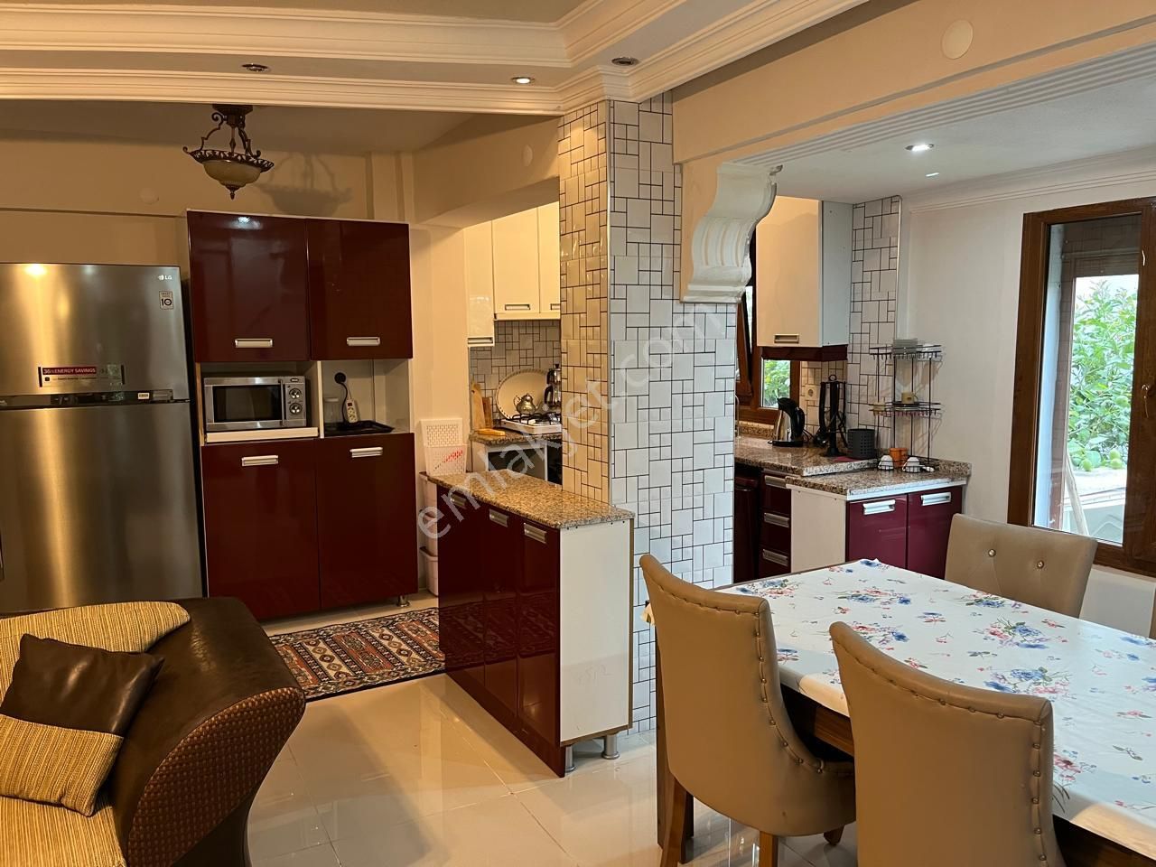 Sahibinden Denize 150 Metre, Nezih Ortamda 4+1 Eşyalı Yazlık - Görsel 8