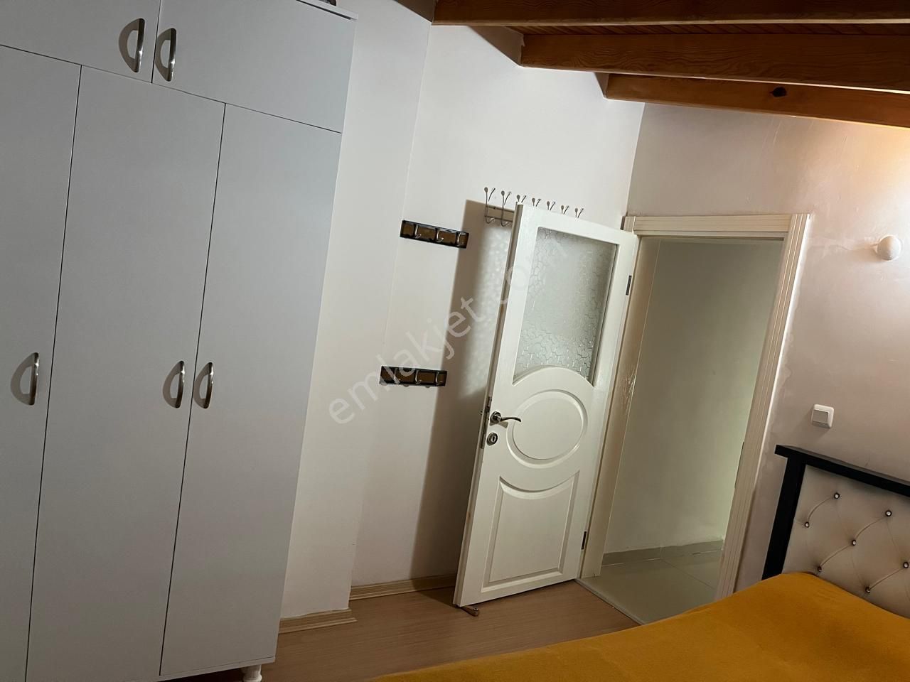 Sahibinden Denize 150 Metre, Nezih Ortamda 4+1 Eşyalı Yazlık - Görsel 15