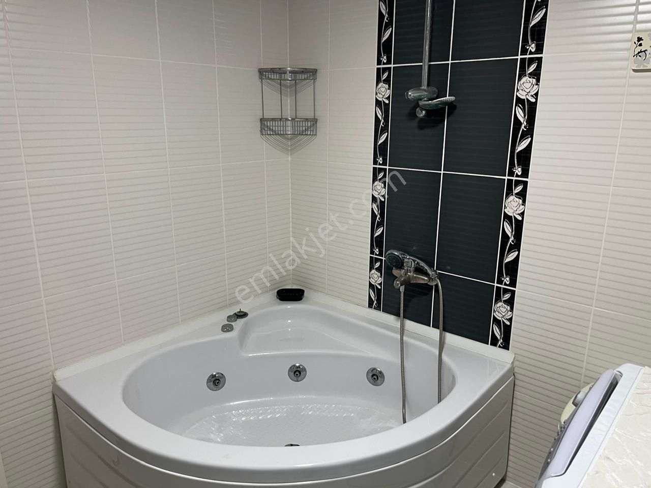 Sahibinden Denize 150 Metre, Nezih Ortamda 4+1 Eşyalı Yazlık - Görsel 11