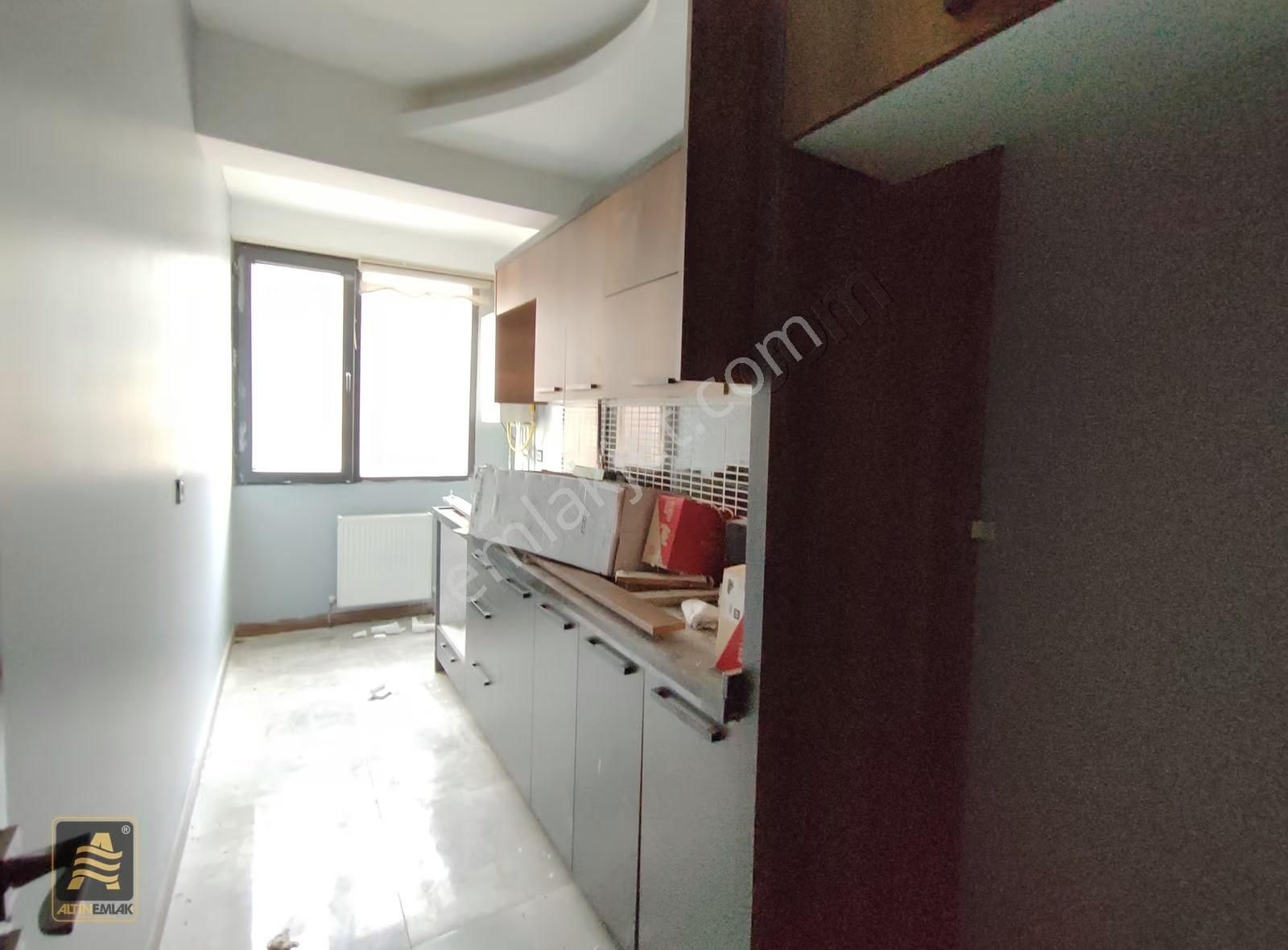 Diyarbakır Kayapınar Peyas Mahallesinde Satılık 2+1 Büro