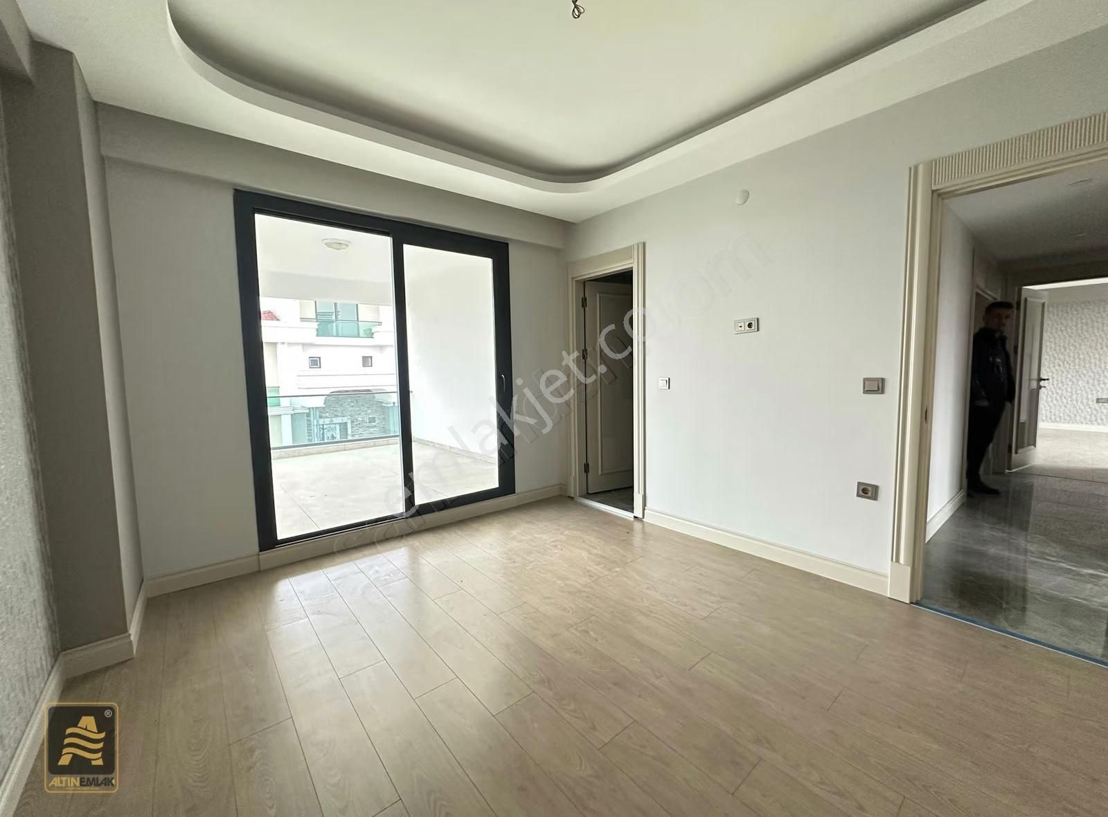 Zana Rosiba'da Ultra Lüx 6.5+1 Triplex Villa - Görsel 24