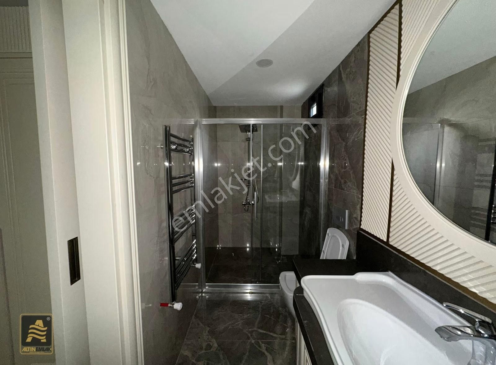 Zana Rosiba'da Ultra Lüx 6.5+1 Triplex Villa - Görsel 10