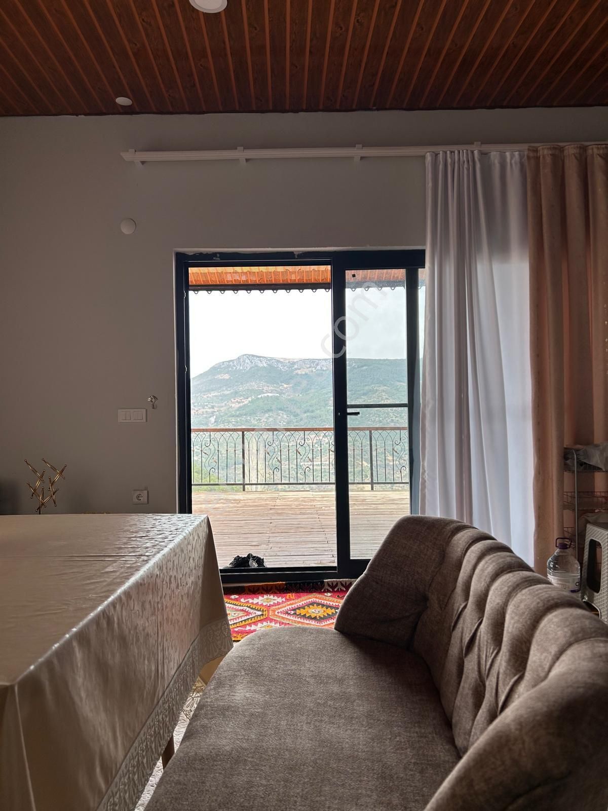 Alanya/türktaş’da Acil Satılık Müstakil Bahçeli 835m2 Villa - Görsel 9