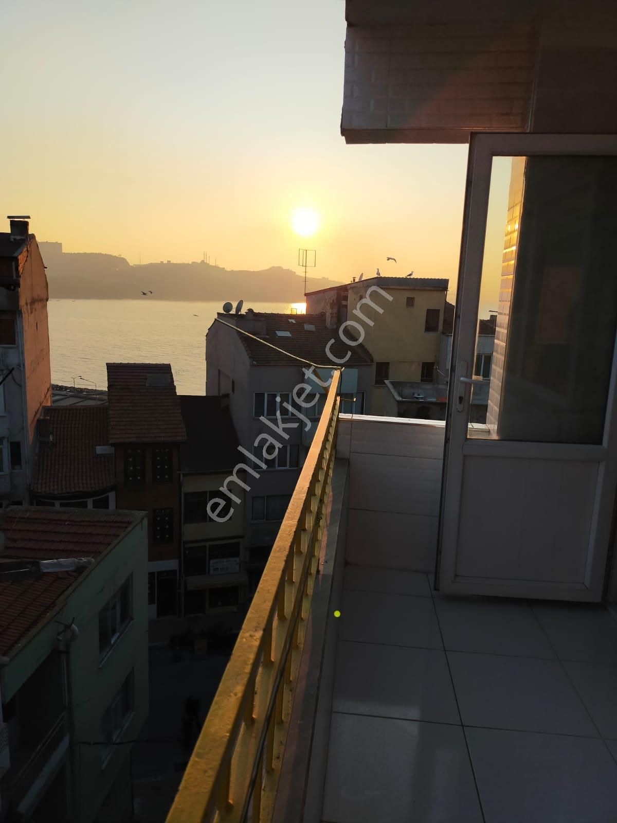 Acil Satılık Daire Enes Emlaktan