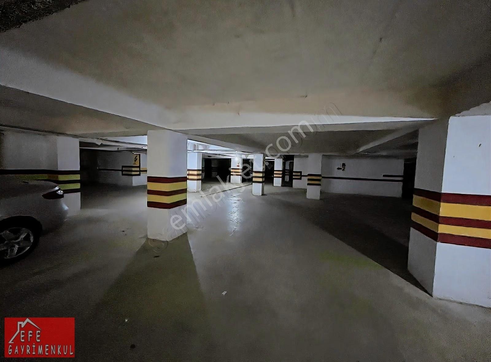 Samandıra'da Site İçinde Otoparklı İskanlı Kombili 2+1 Lüksdaire - Görsel 5