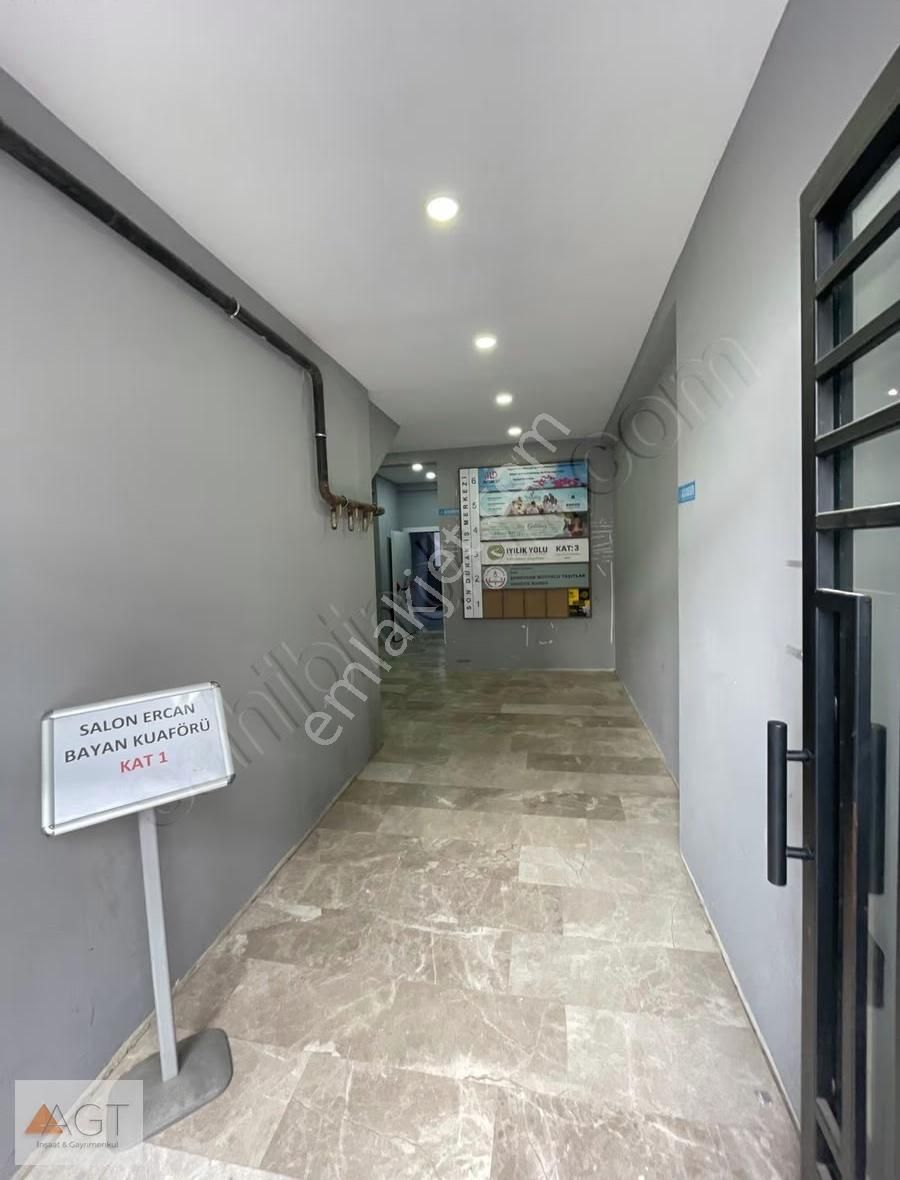 Agt'den Yamanevler Mah Cadde Üzeri 23m2 İçi Yapılı Kiralık Ofis - Görsel 7