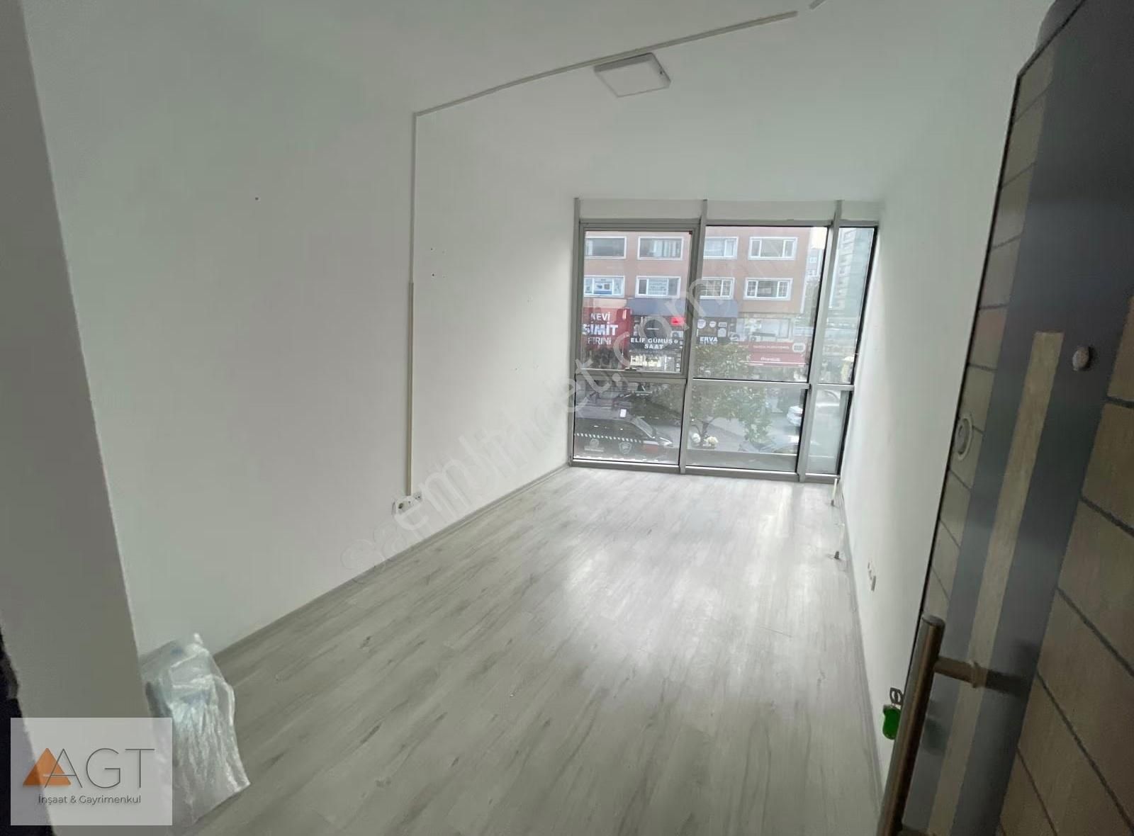 Agt'den Yamanevler Mah.cadde Üzeri 18m2 Kiralık Ofis - Görsel 7